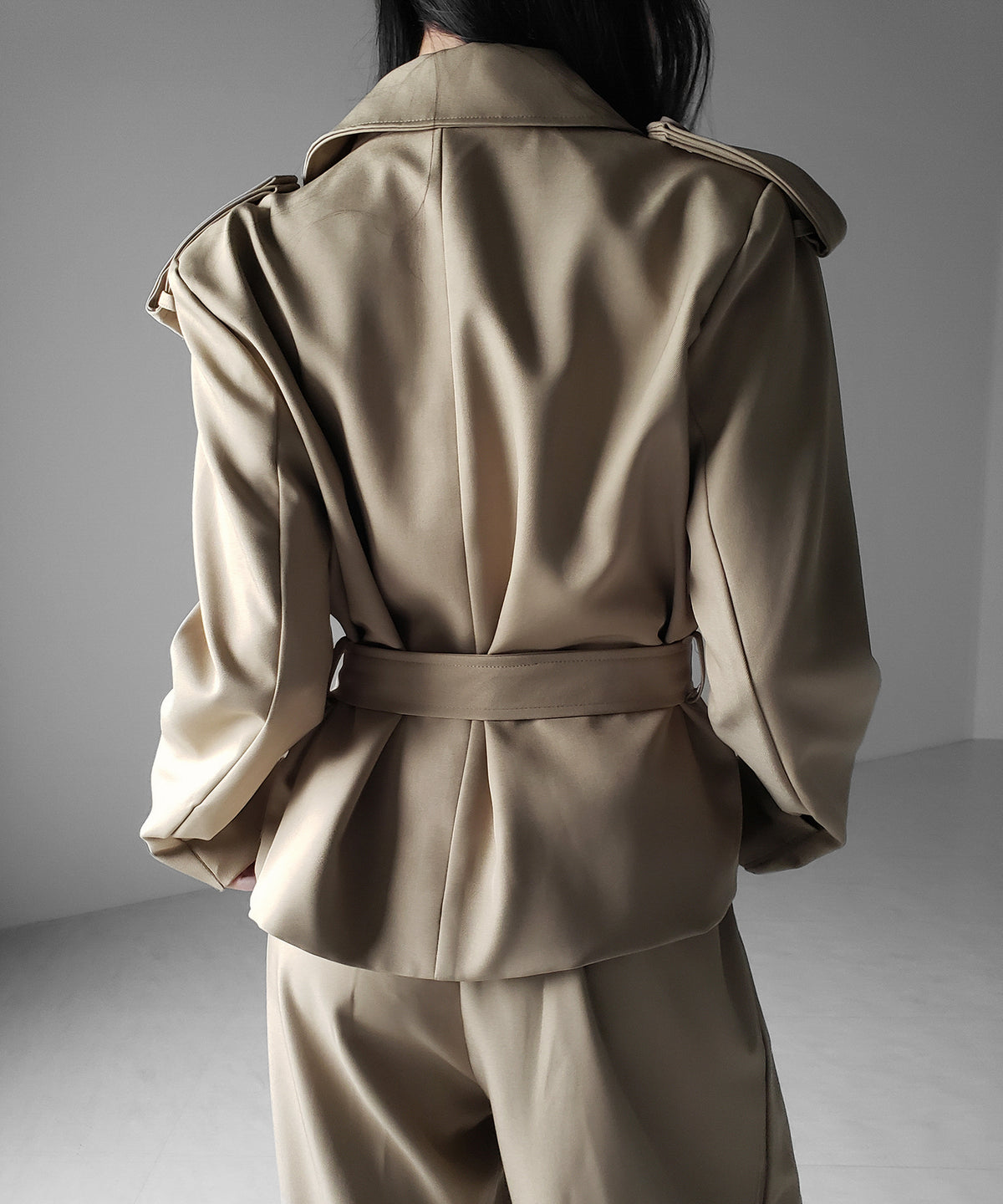 【 上下セットアップ 】ウエストマークショートトレンチコート + タックワイドスラックスパンツ SETUP / Waist-mark short trench coat + tuck wide slacks pants