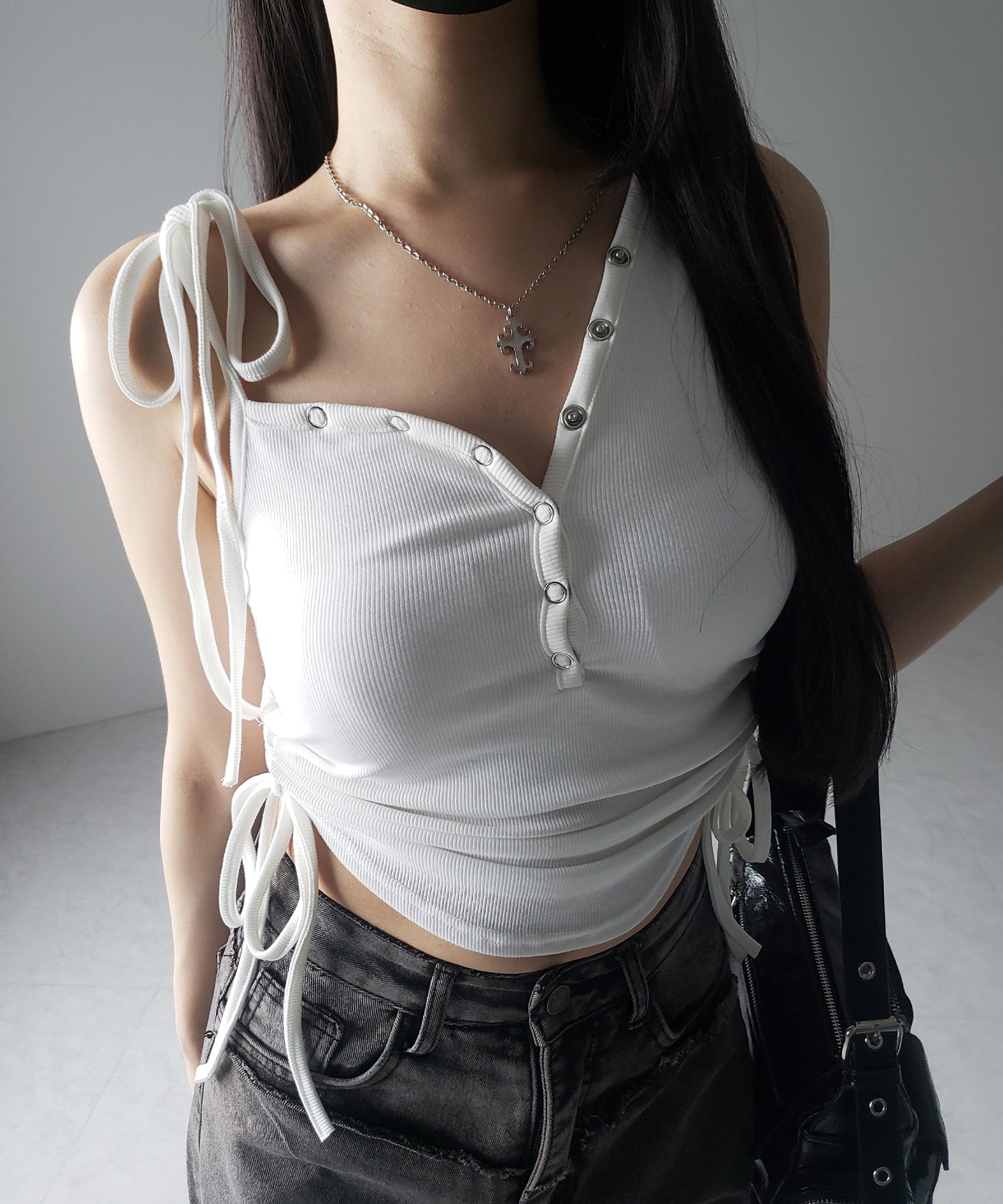 ショルダーリボンシャーリングキャミタンクトップ/ shoulder ribbon shirring cami tank top