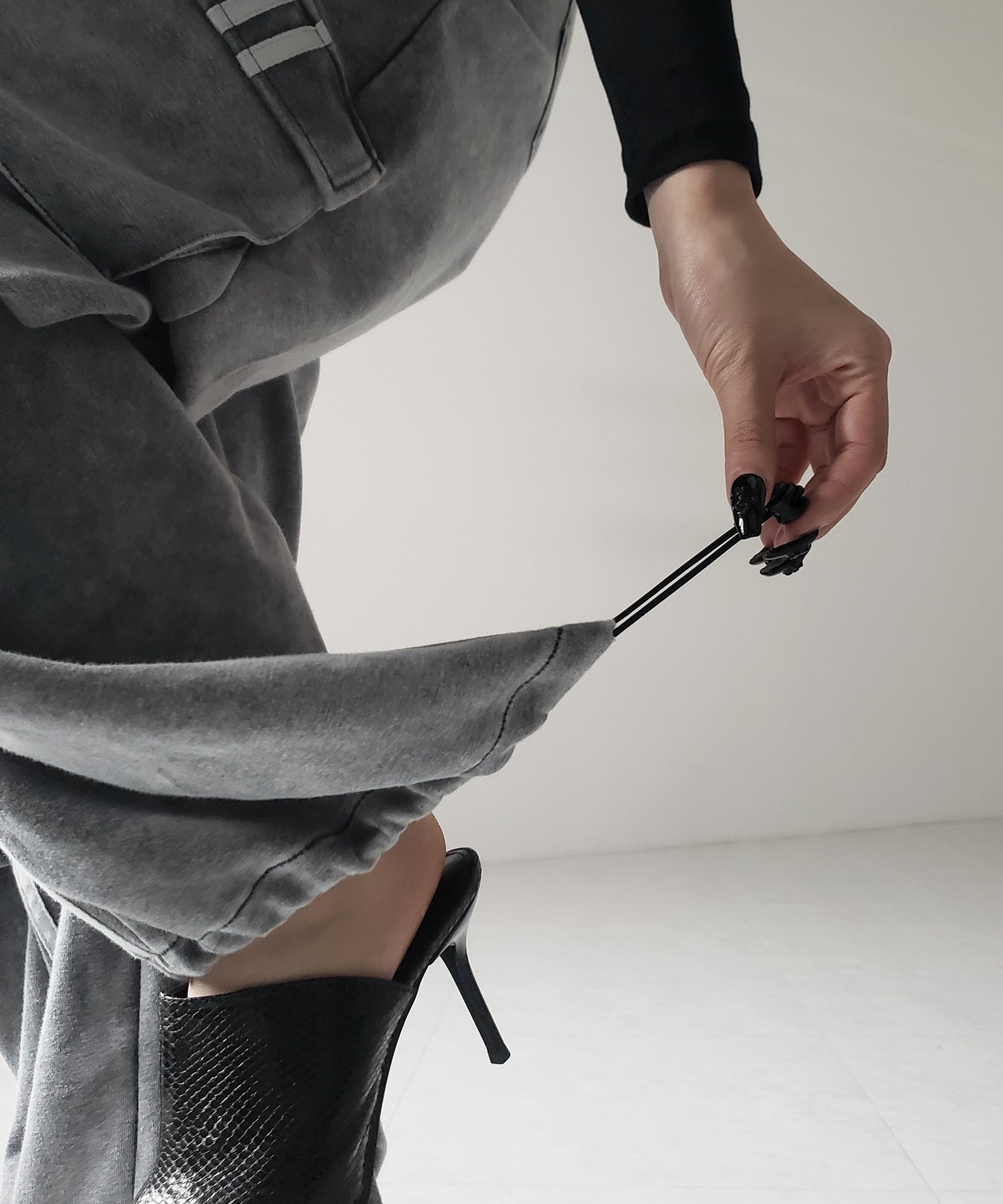 【 裾絞り可能2WAY 】ピグメントヴィンテージサイドラインタックワイドスウェットパンツ / pigment vintage sideline tuck wide sweatpants