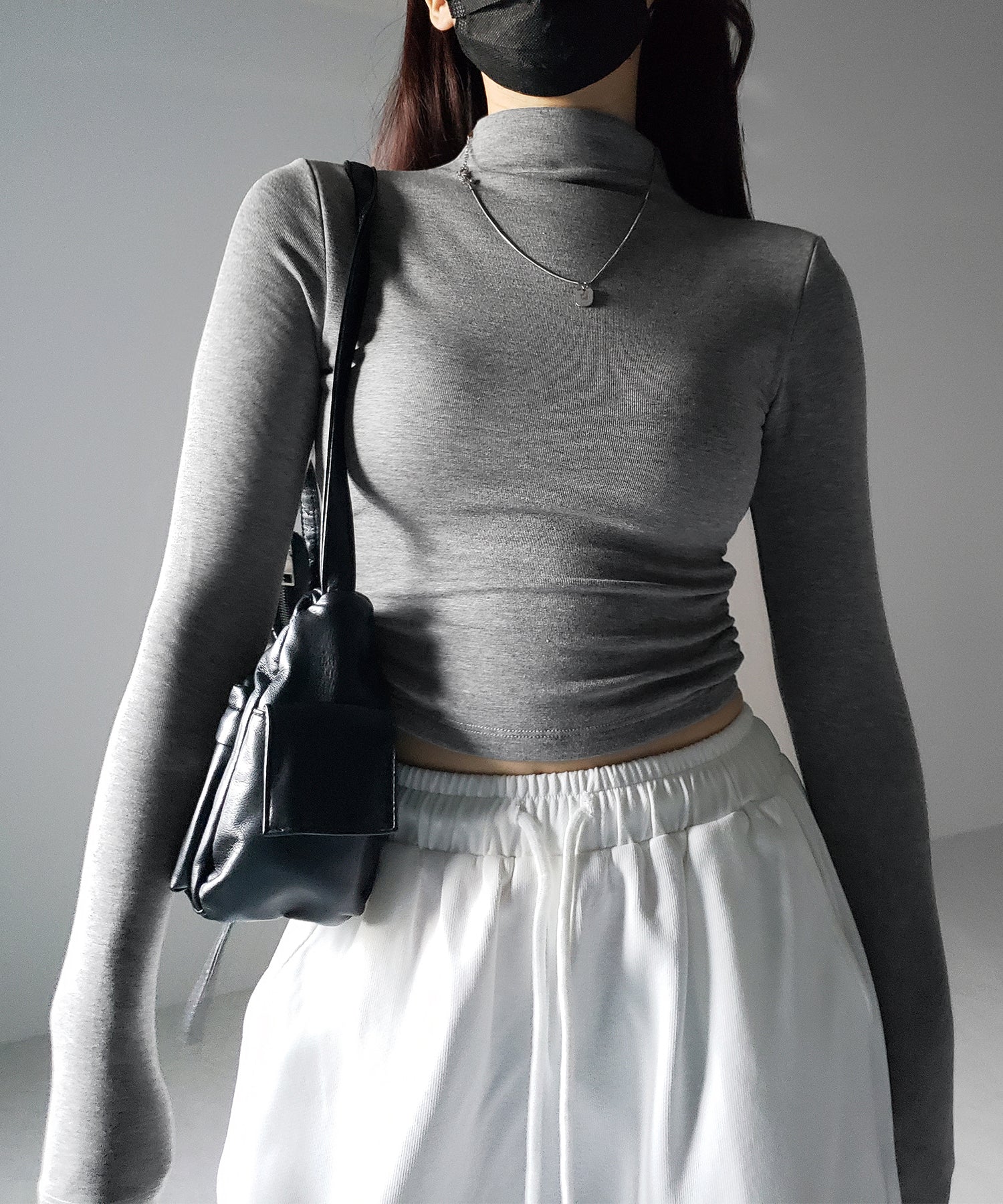 【 カップ付き / 裏起毛 】プチハイネックシャーリングショートカットソートップス