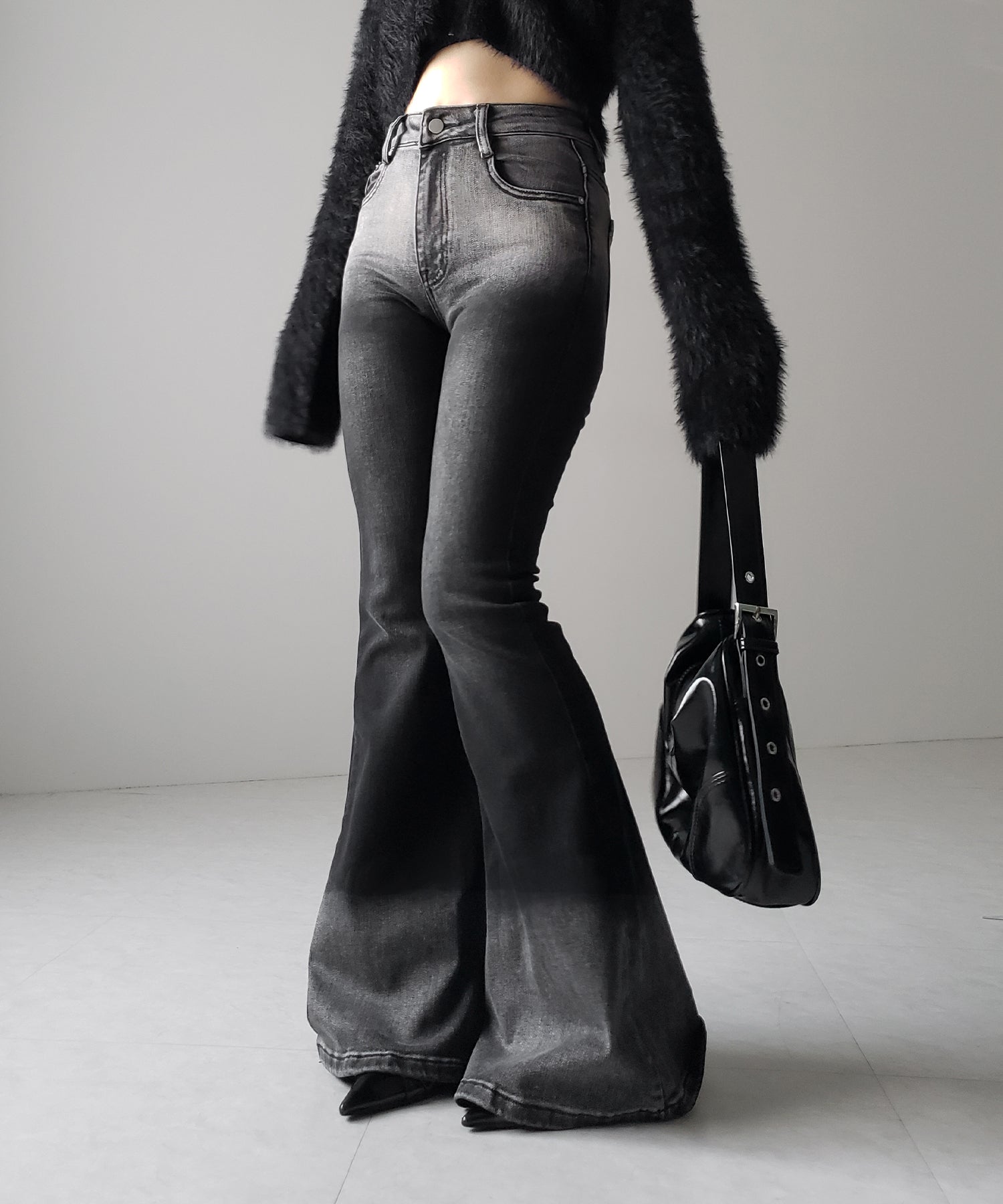 【4size 】ブリーチグラデーションストレッチブラックフレアデニム / bleach gradation stretch black flare denim
