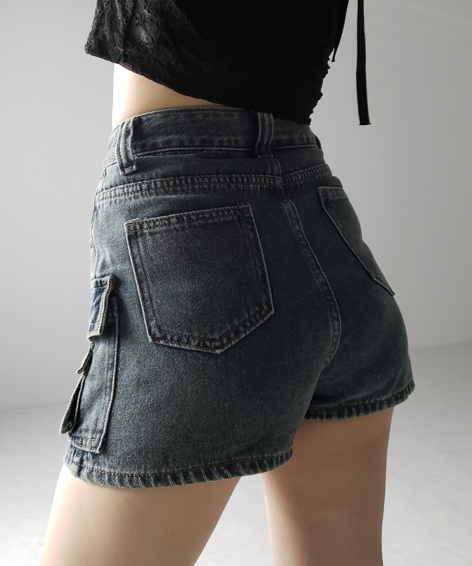 【 3size / 2color 】ダブルポケットヴィンテージカーゴデニムミニスカパン / double pocket vintage cargo denim mini skirt pants