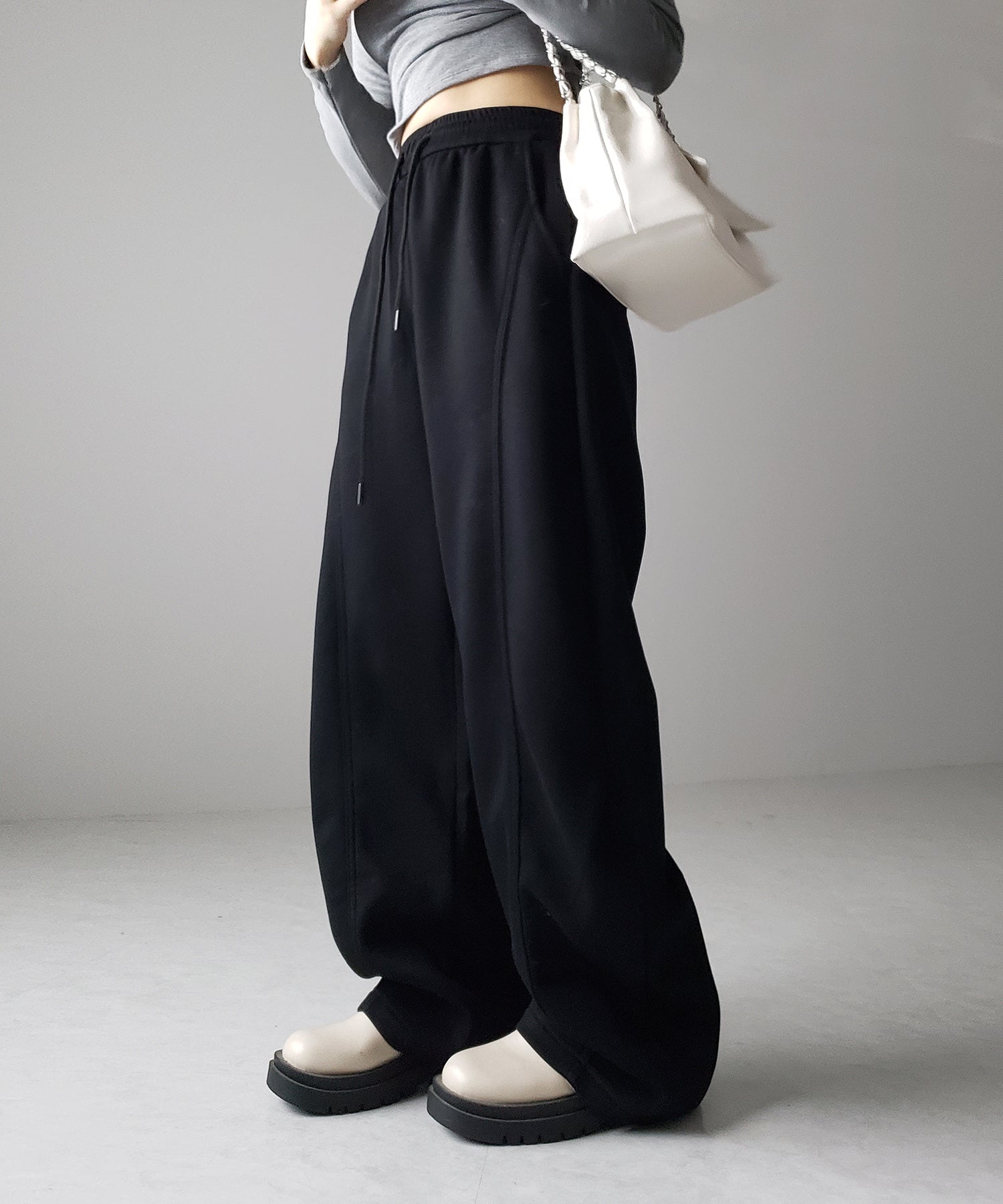 【 裏起毛 】カーブラインサイドタックワイドスウェットパンツ