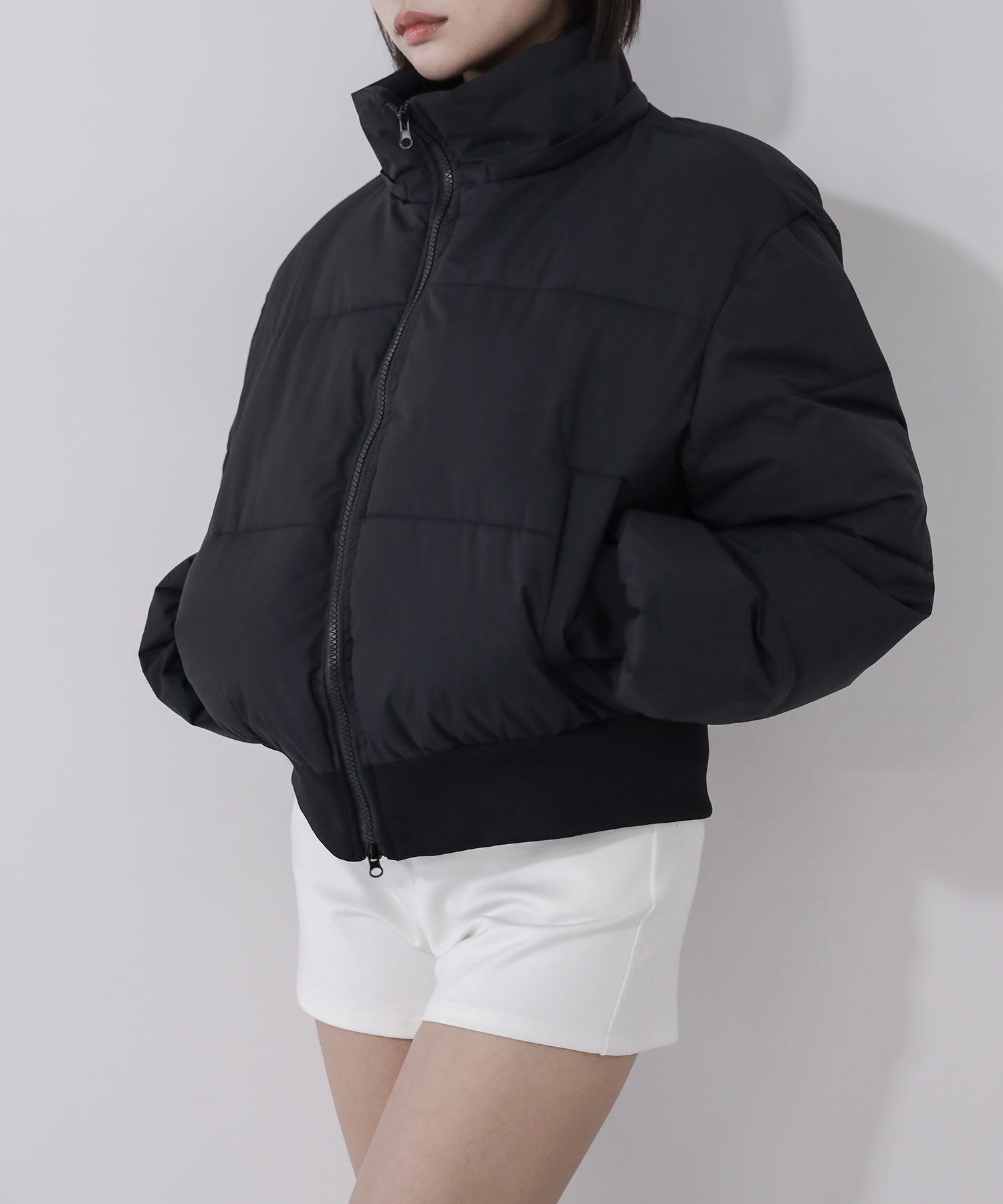 【 フード取り外し可能2WAY 】フェイクファーフードショートダウンジャケット / 2WAY fake fur hoodie short down jacket