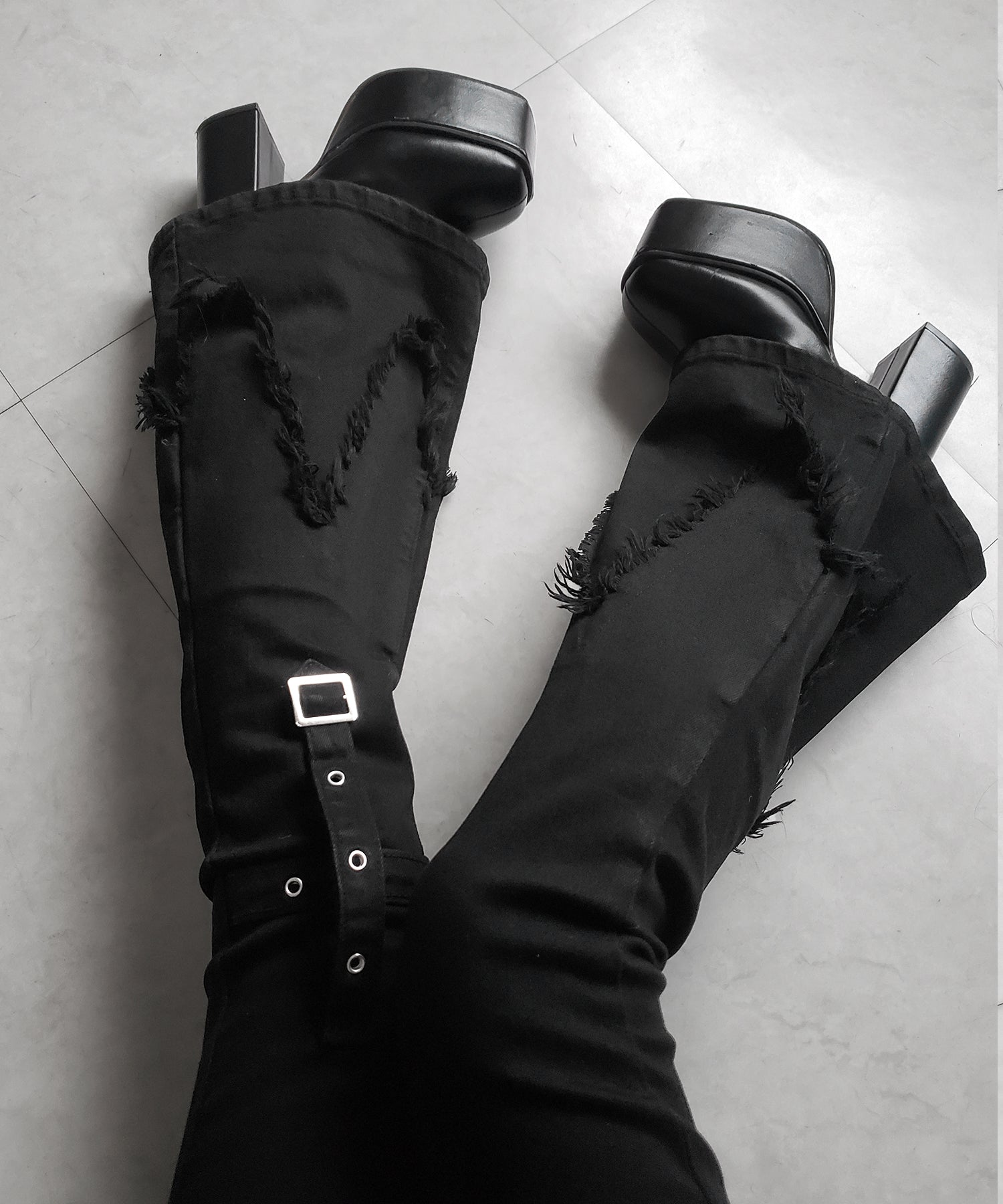 クロスデザインヴィンテージライクフリンジストレッチフレアデニム / cross design vintage-like fringe stretch flare denim