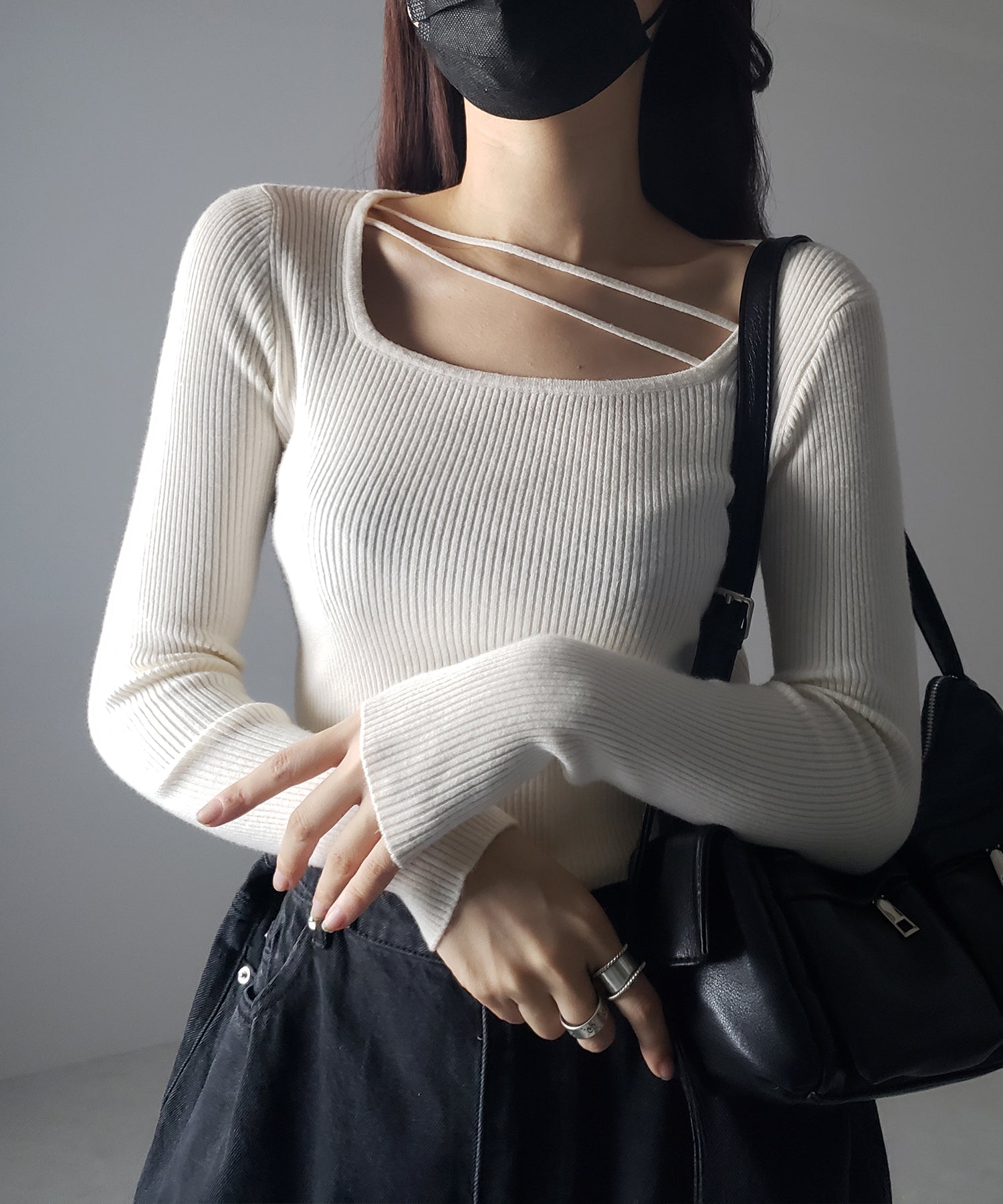 【 3color 】2ストラップスクエアネックリブニット