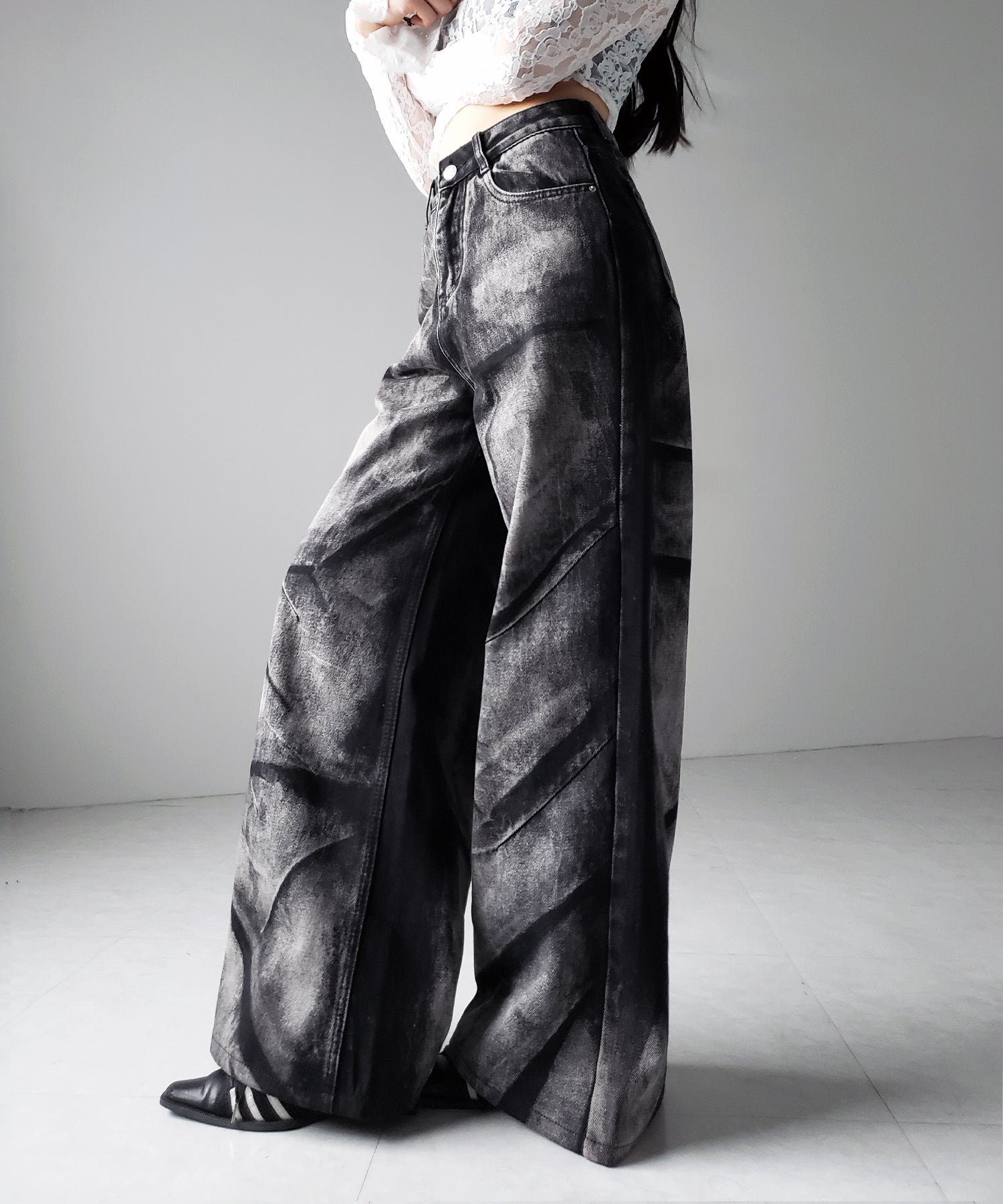 【 4size 】CRACKクラッシュヘビーブリーチブラックワイドデニム / CRACK crash heavy bleach black wide denim
