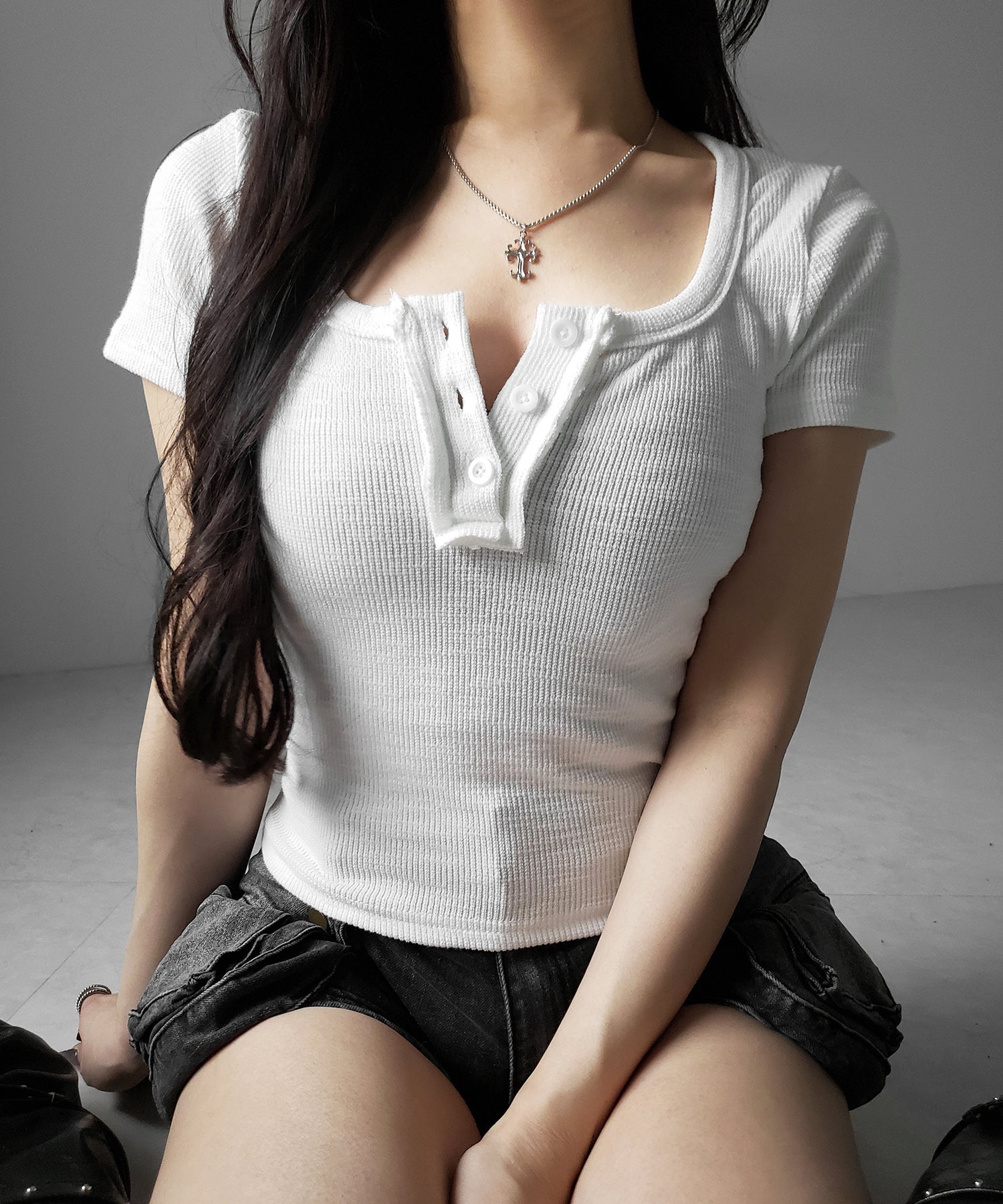スクエアヘンリーネック半袖ピチTシャツ /square henley neck short sleeve pichi T-Shirt