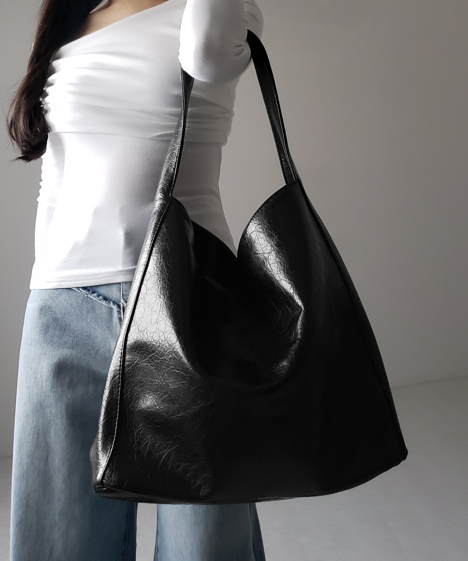 【 大容量 】フェイクシボレザーワンハンドルショルダーバッグ / fake shibo leather onehandle shoulder bag