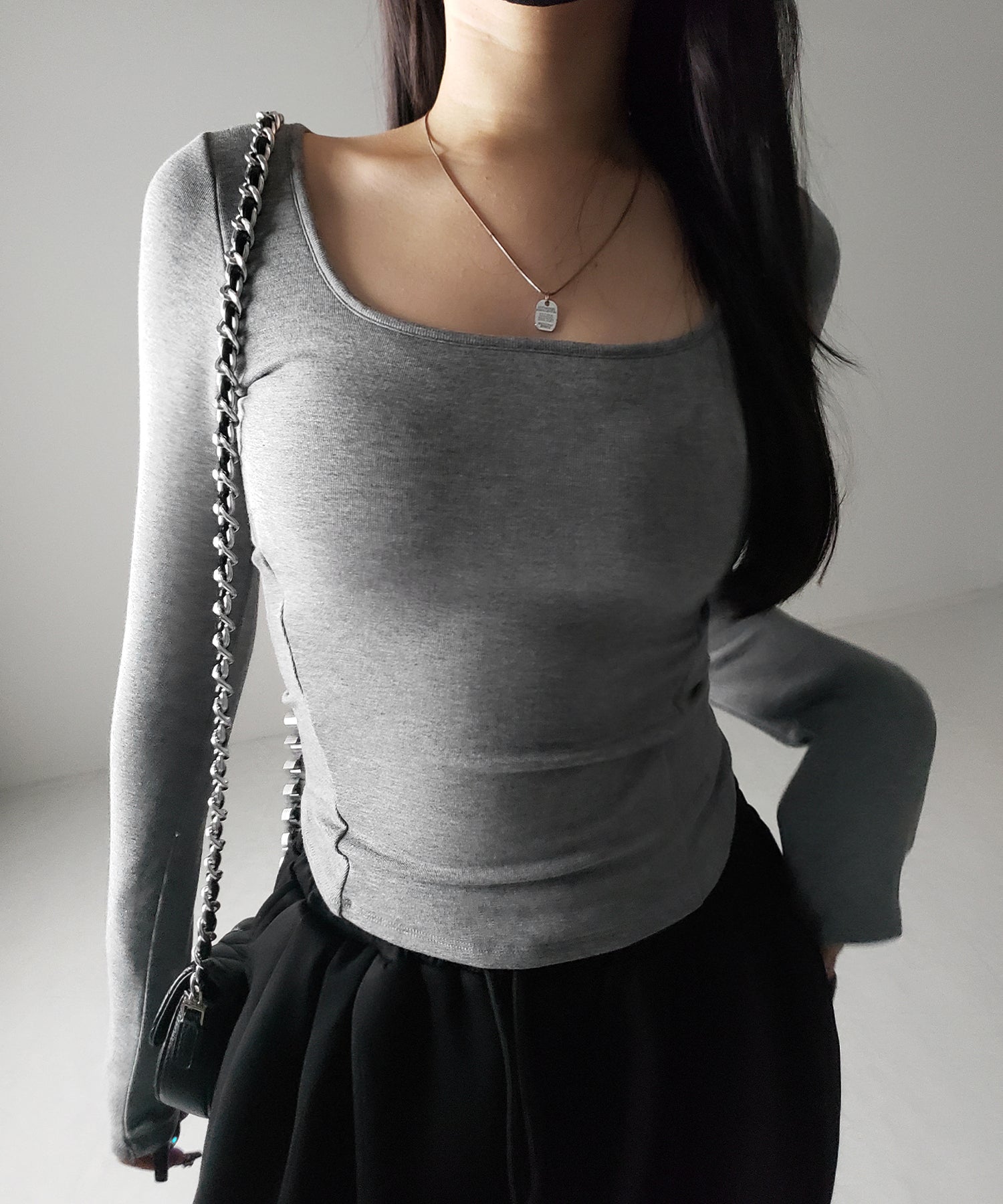 【 裏起毛 / カップ付き 】スクエアネックスリムカットソートップス