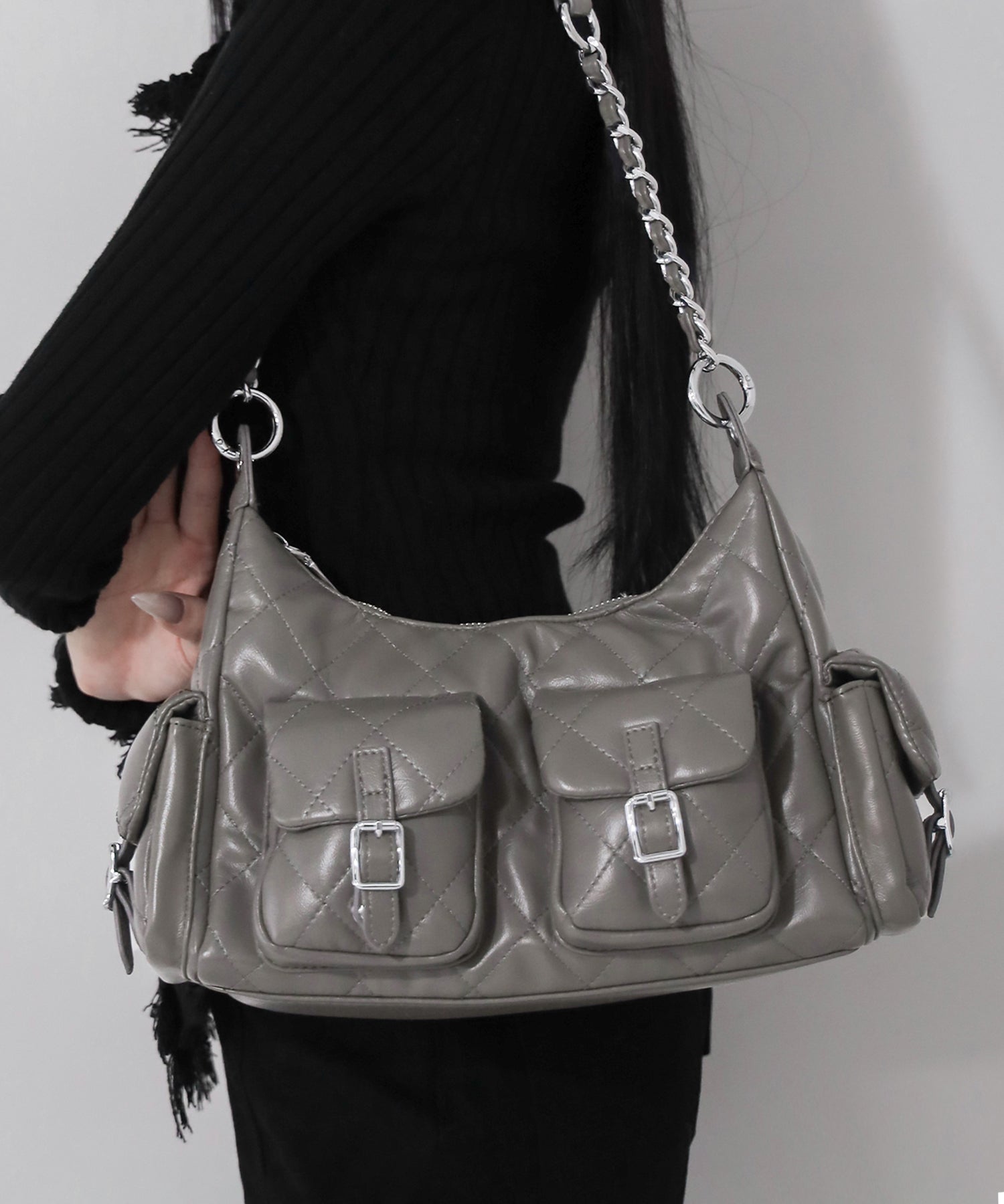 【 2WAY 】アウトポケットキルティングチェーンショルダーバッグ / 2WAY out pocket quilting chain shoulder bag