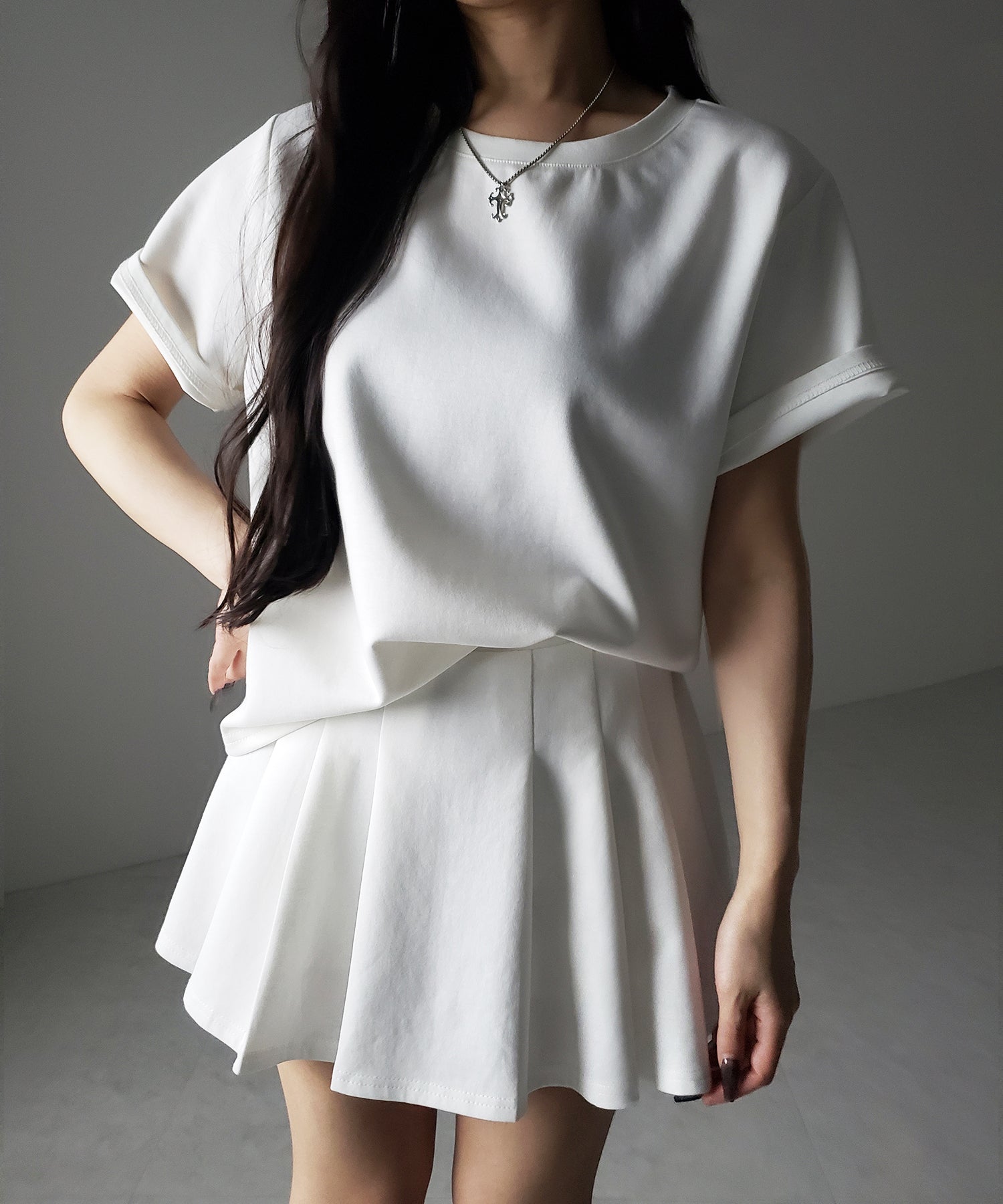 【 セットアップ 】オーバーサイズ半袖Tシャツ+プリーツミニスカート SET /( SETUP ) oversize shortsleeve Tee + pleated mini skirt SET