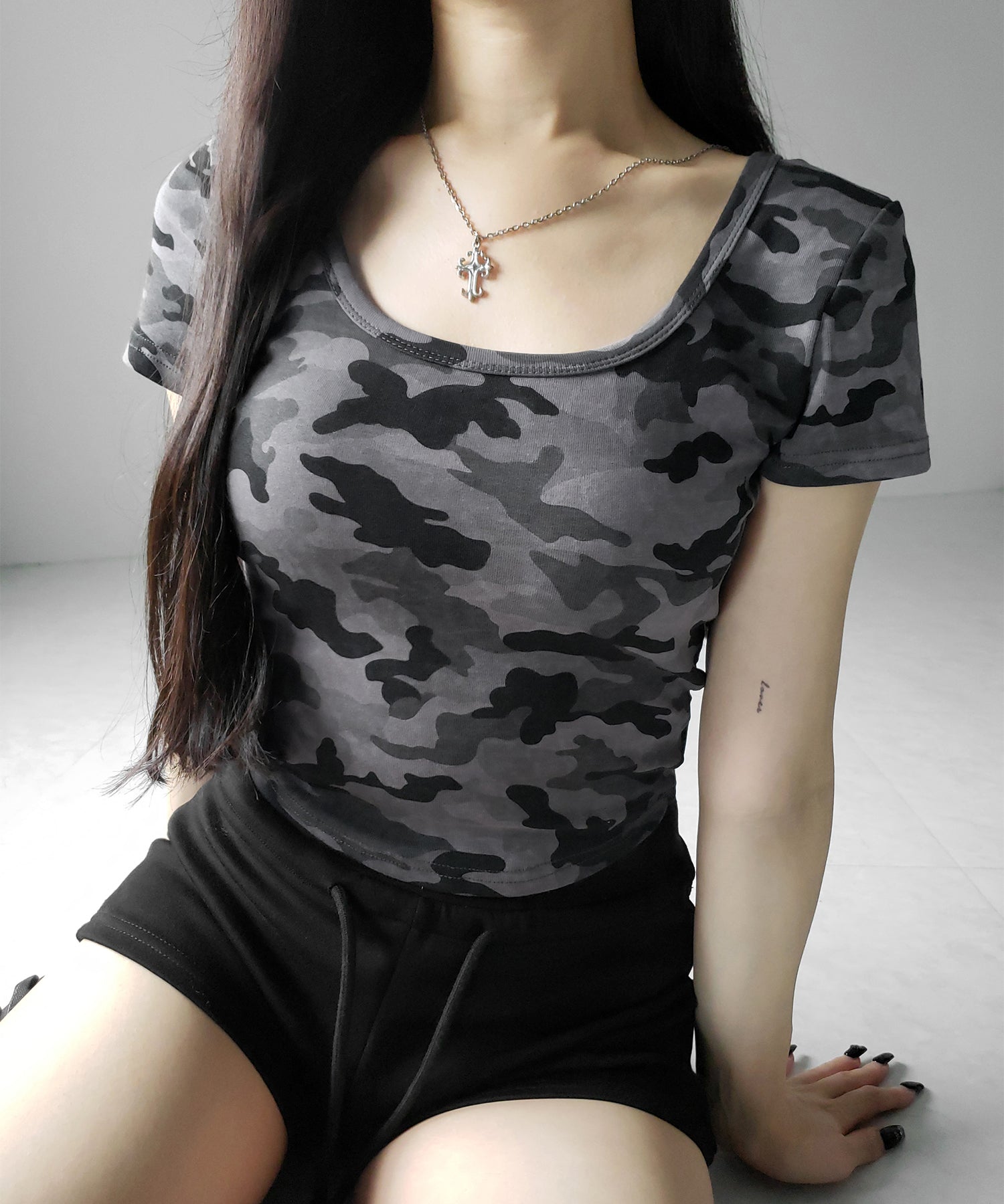 ヴィンテージカモフラスクエアネックショートTシャツ / vintage camouflage square neck short T-shirt