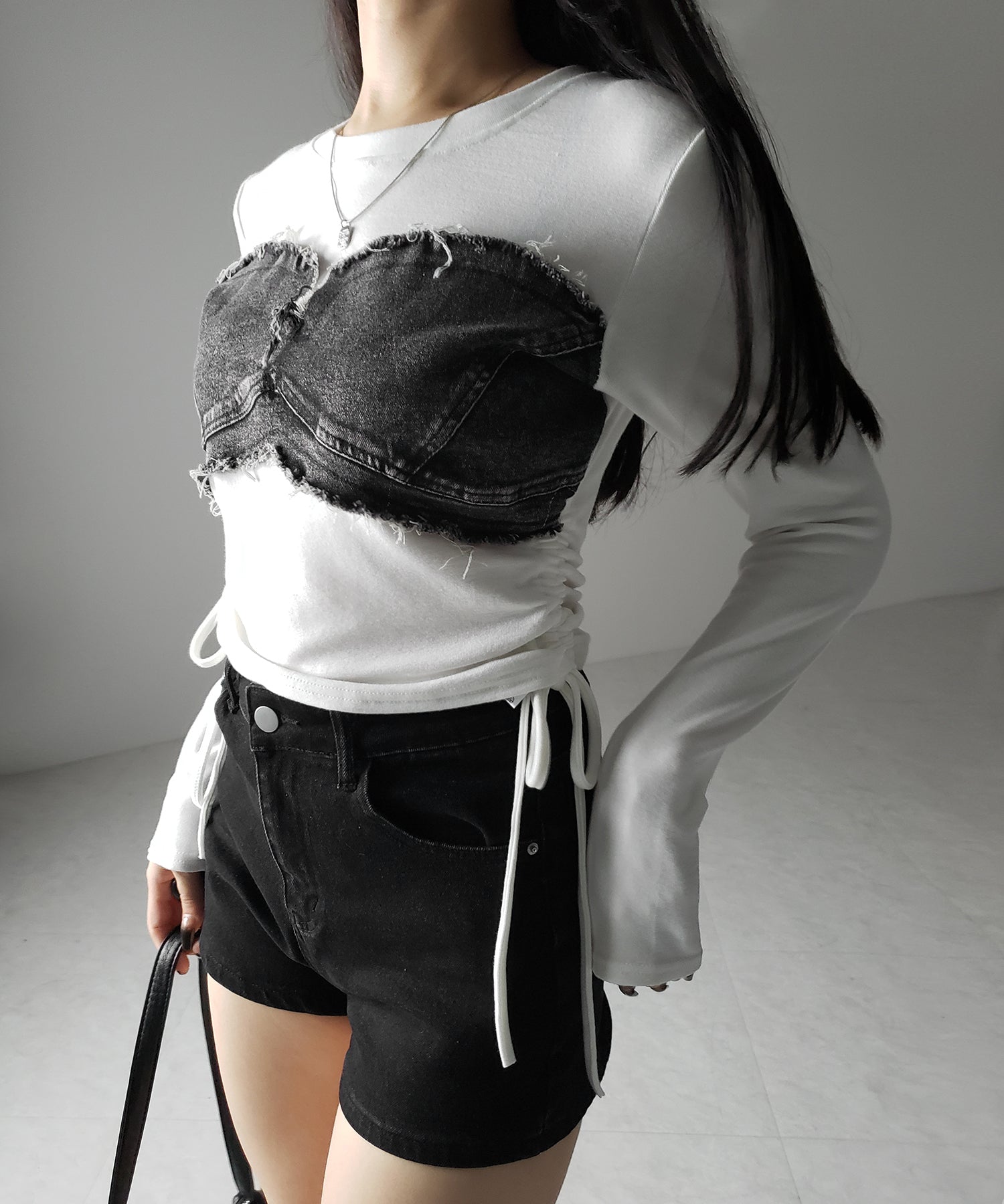 【 2color 】サイドリボンダメージデニムドッキングTシャツ / side ribbon damage denim docking Tee
