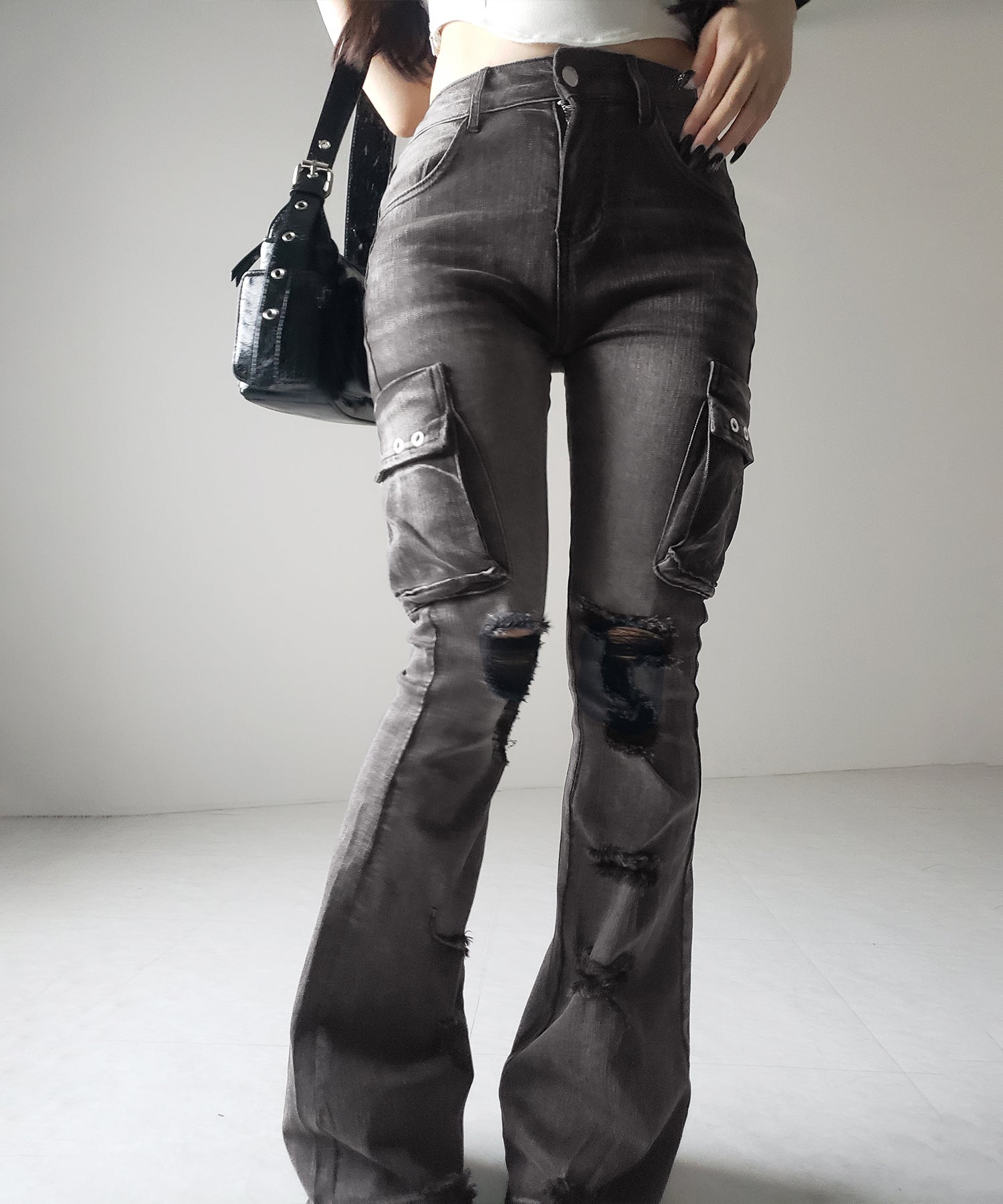 【 2color / 4size 】カーゴデザインヴィンテージライクダメージストレッチフレアデニム / cargo design vintage-like damage stretch flare denim