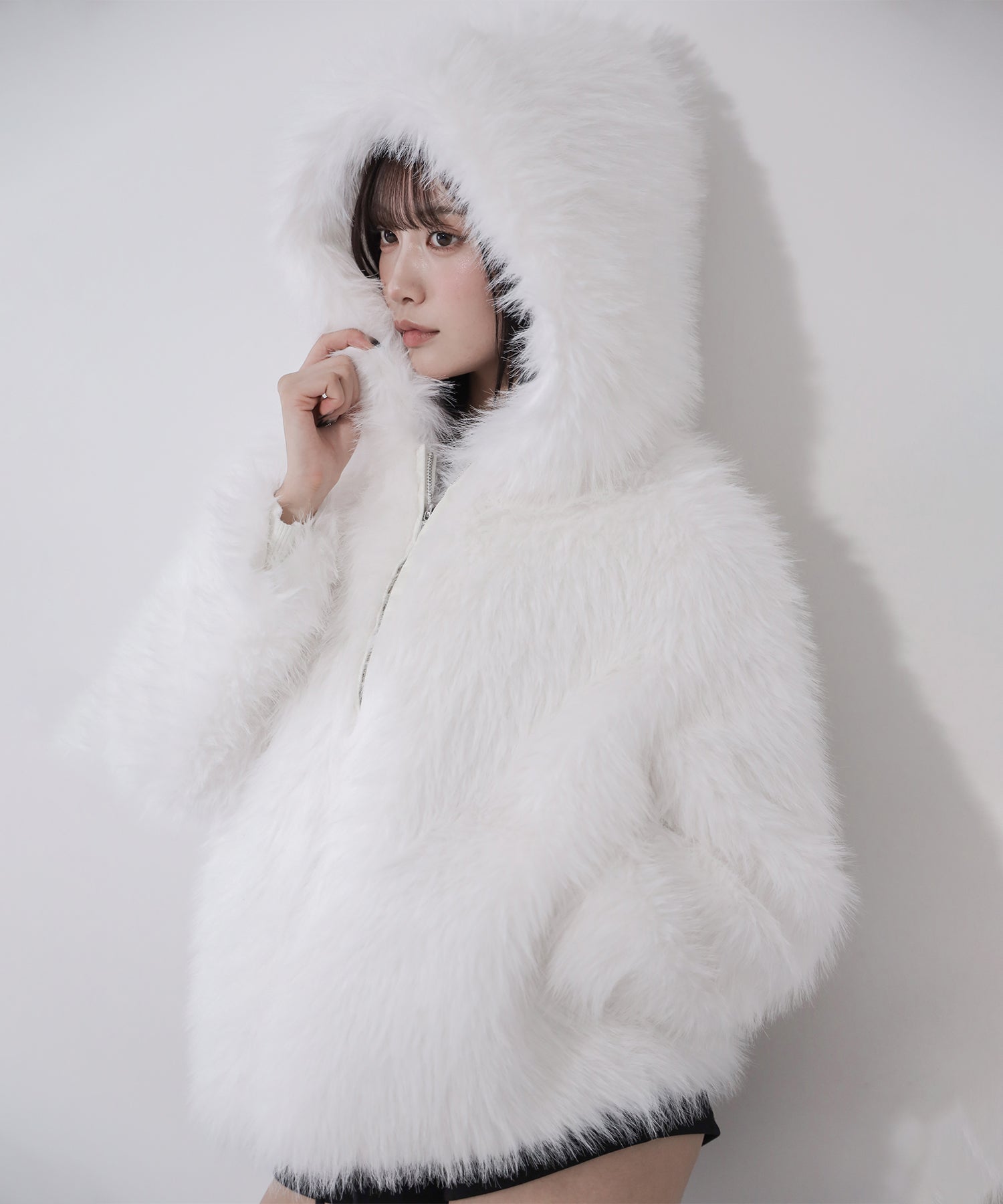 フェイクファーフーディミドルコート / fake fur hoodie middle coat