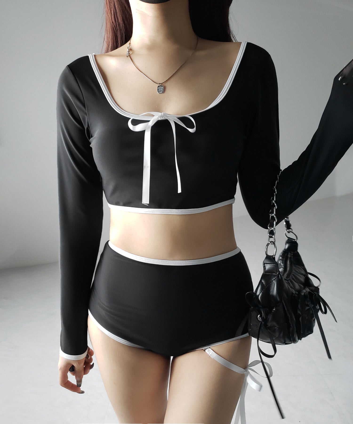 【 レディース水着/2点セット 】フロントリボンモノトーンハイウエストビキニ / front ribbon monotone high waist bikini
