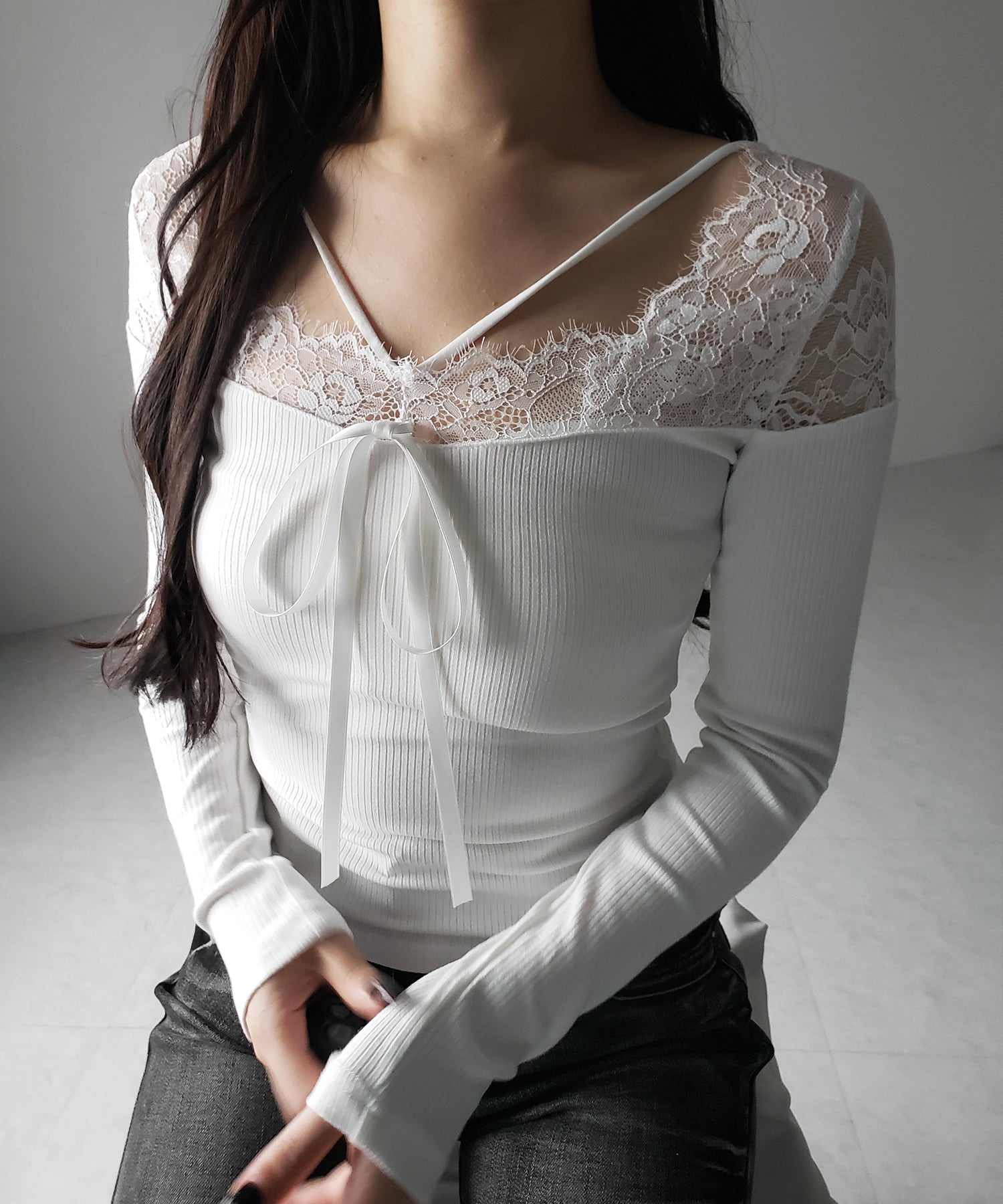 クロスストラップレース切替リブトップス / cross strap lace switching ribbed tops