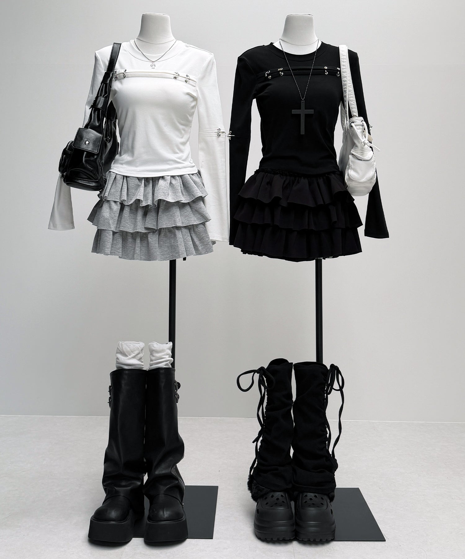 ピアッシングカットアウトスリムロンT/ piercing cutout slim long sleeve T-shirts