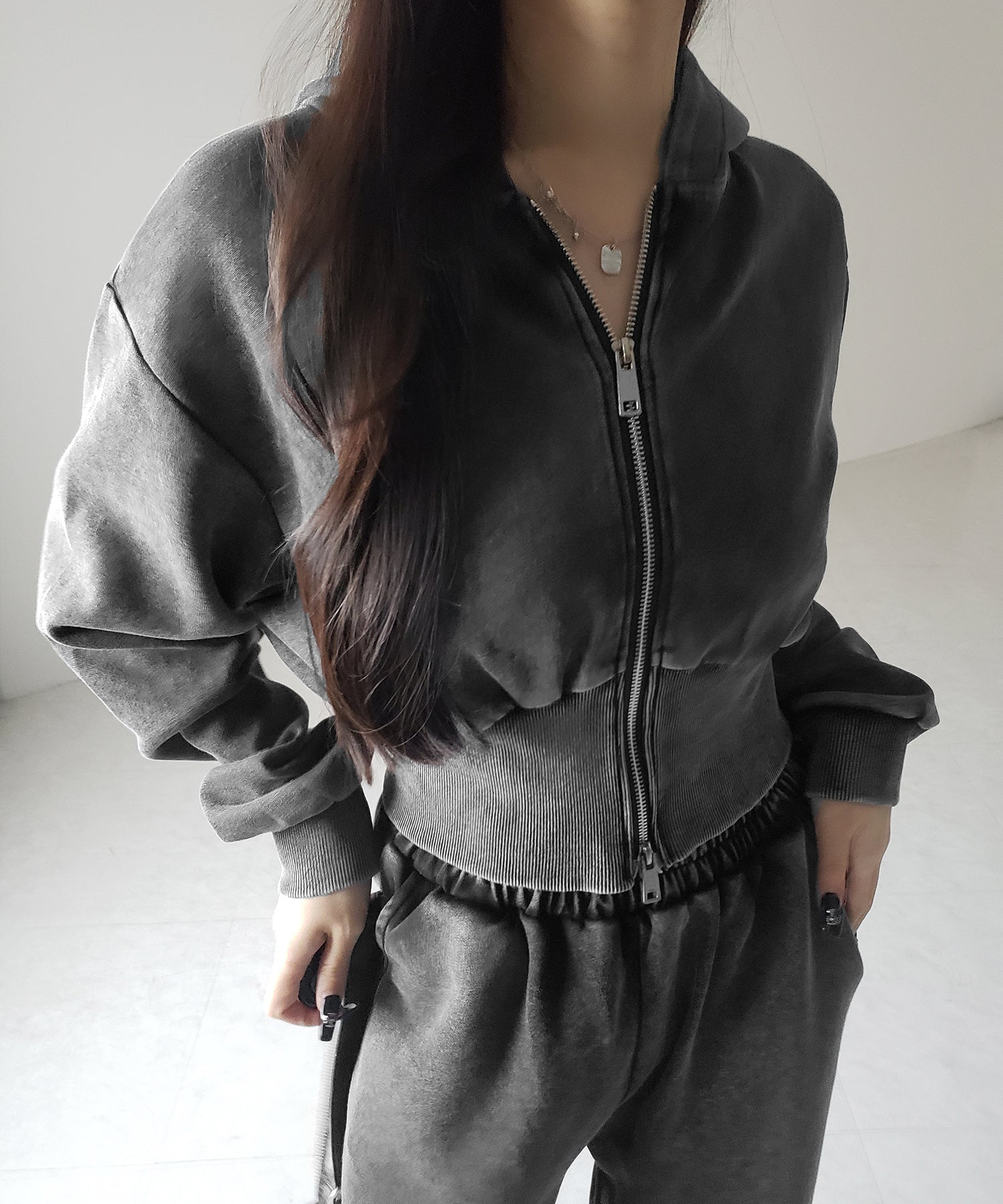 【 セットアップ 】ピグメントヴィンテージショートパーカー + ワイドパンツ SET / pigment vintage short hoodie + wide pants SET