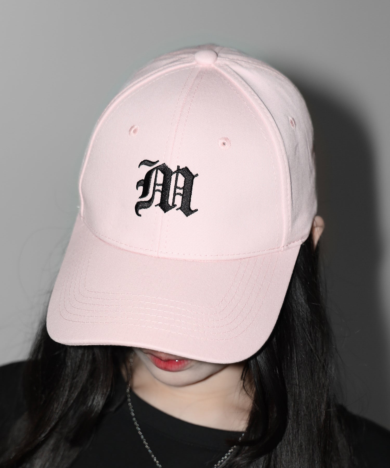 【 新色ピンク追加! 】M LOGO embroidery CAP / M LOGO 刺繍キャップ