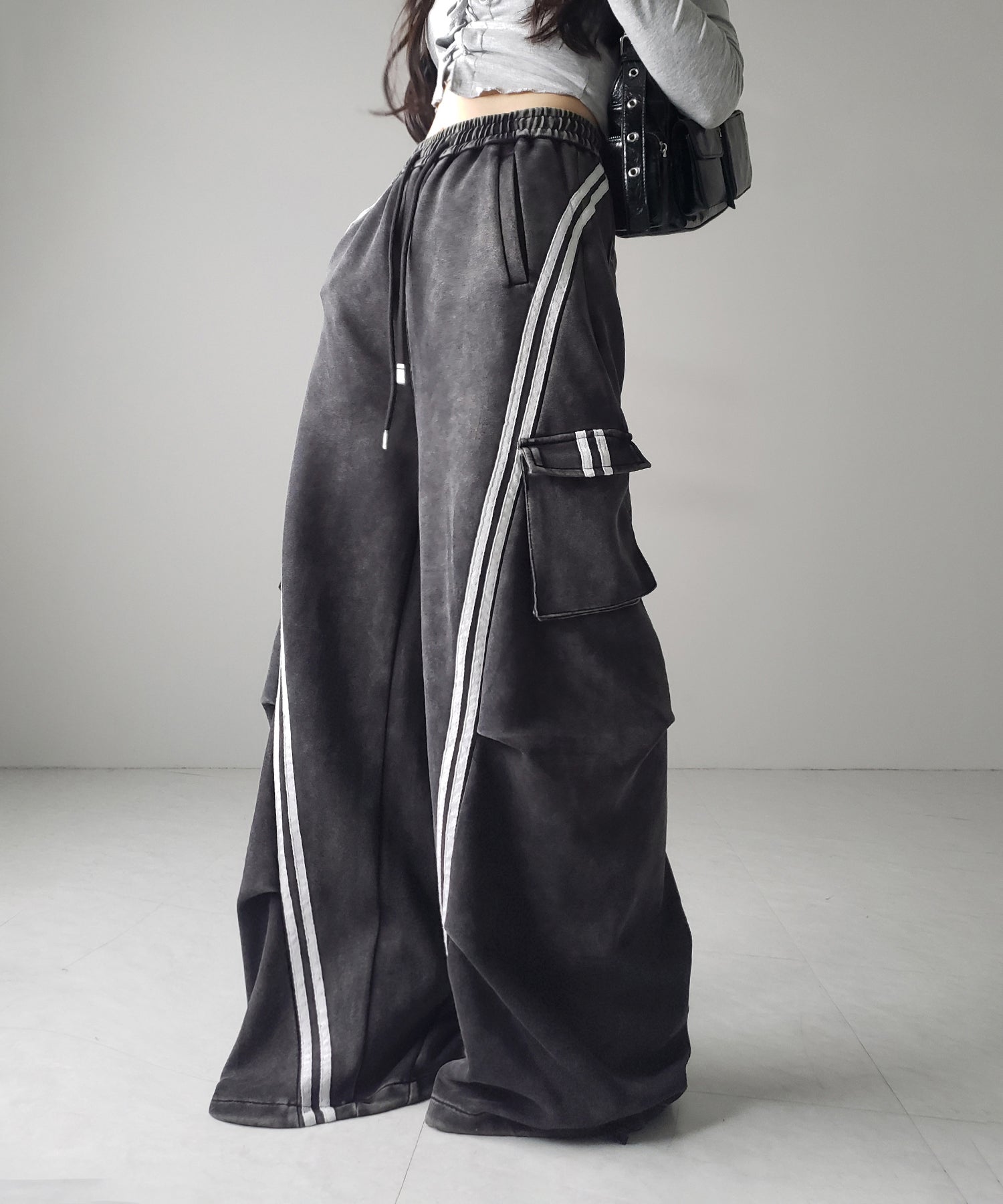【 裾絞り可能2WAY 】ピグメントヴィンテージサイドラインタックワイドスウェットパンツ / pigment vintage sideline tuck wide sweatpants
