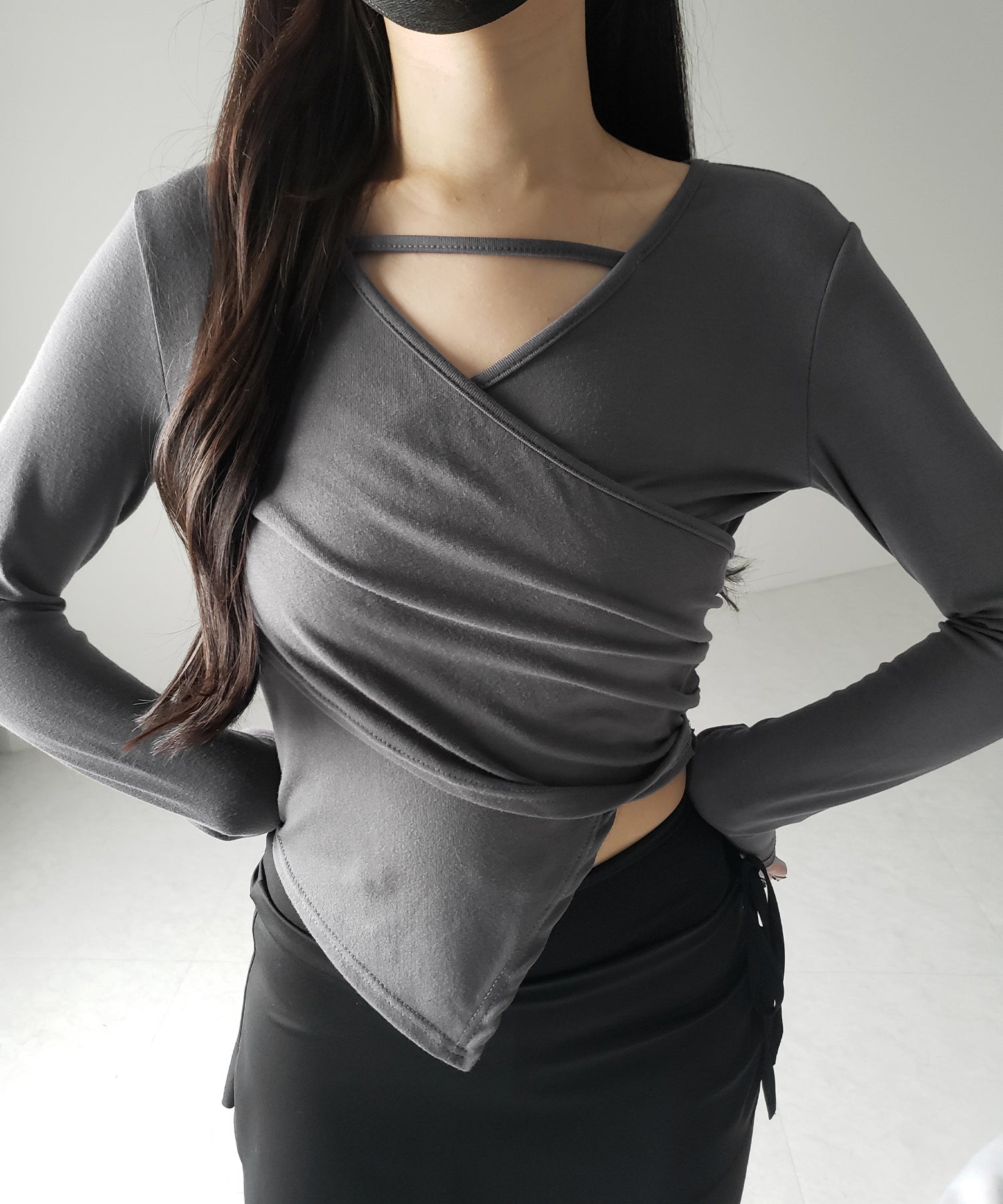 【 3color 】ラインストラップギャザークロスレイヤードトップス / line strap gather cross layered Tops