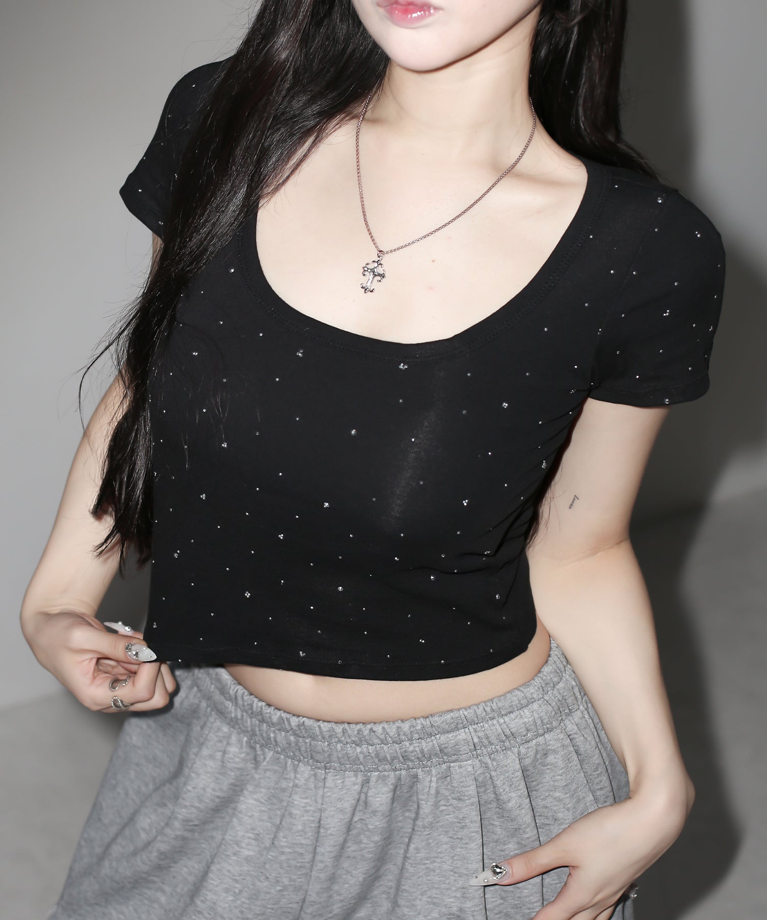 ラインストーンスクエアネックタイトTシャツ /Rhinestone square neck tight T-shirt