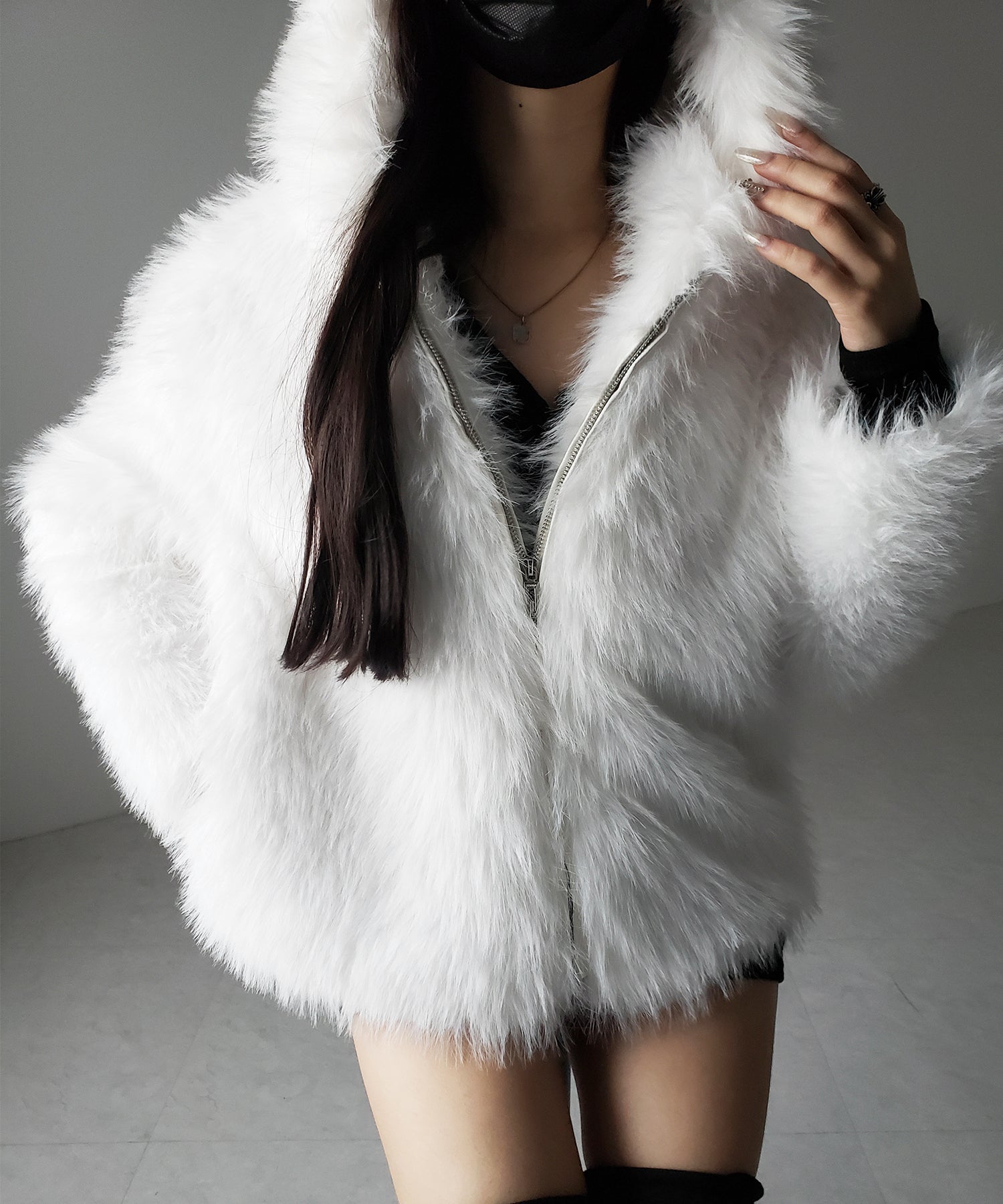 フェイクファーフーディミドルコート / fake fur hoodie middle coat