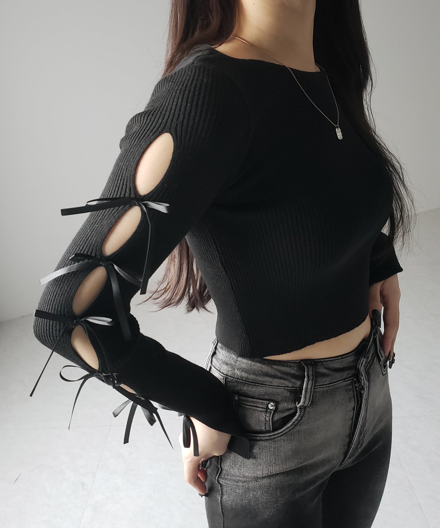 【 2color 】カットアウトリボンショートリブニット / cut out ribbon short rib knit