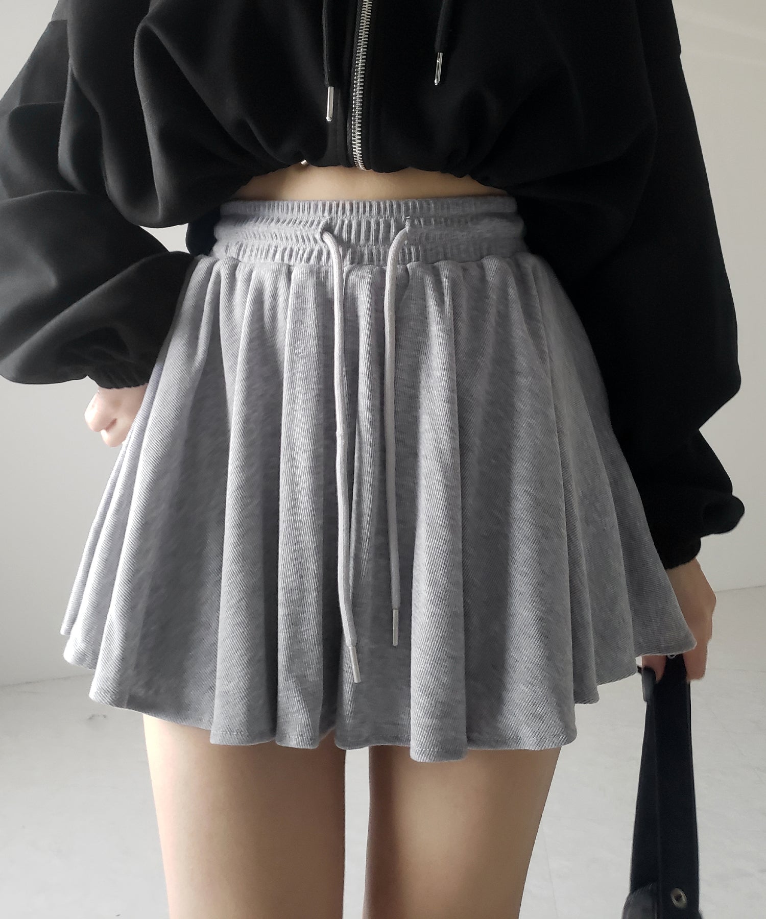 【インナーパンツ裏地付 】ハイウエストカットフレアミニスカート / High waist cut flare mini skirt