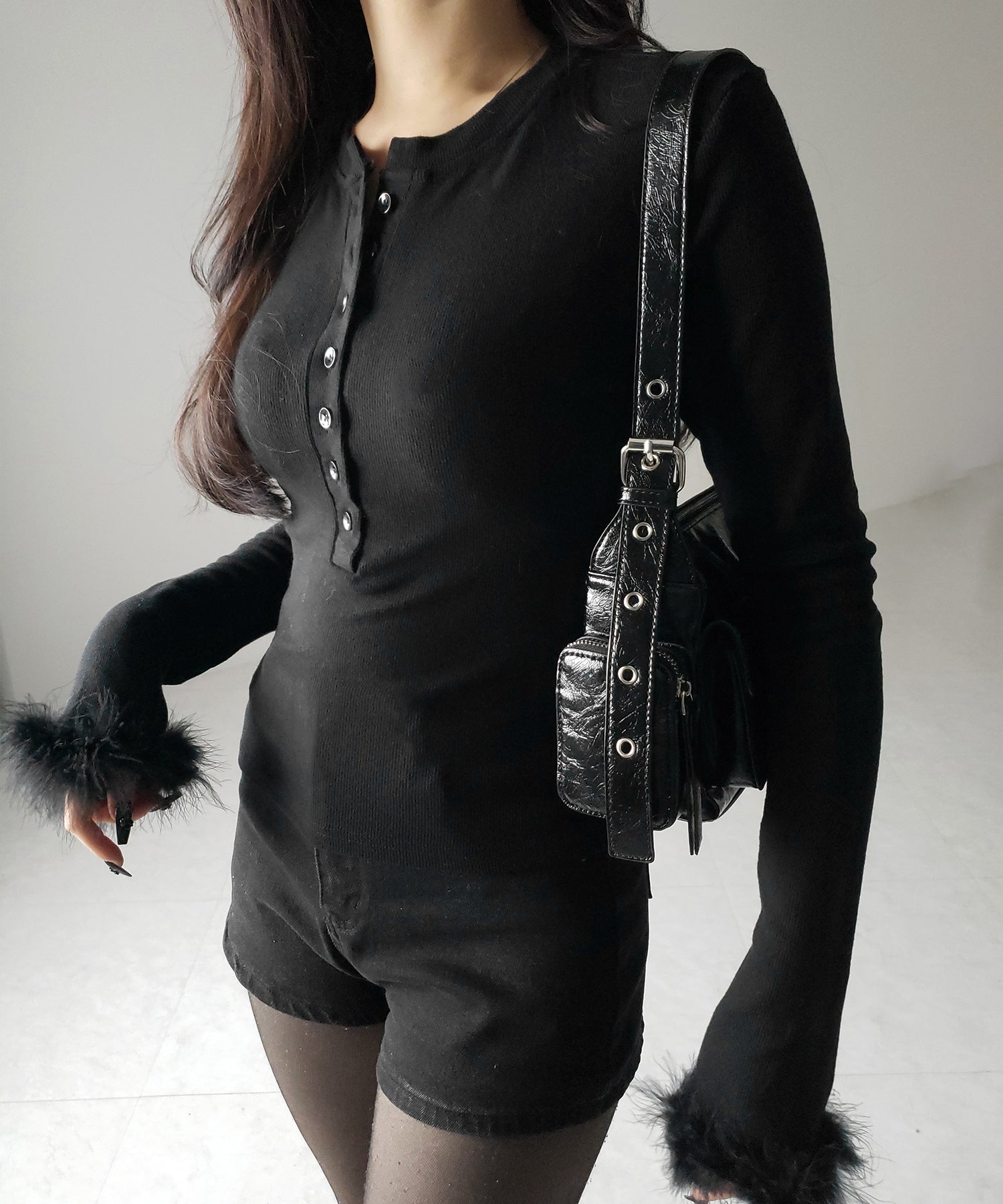 【 2color 】ファースリーブヘンリーネックリブトップス / fur sleeve henley neck lib tops