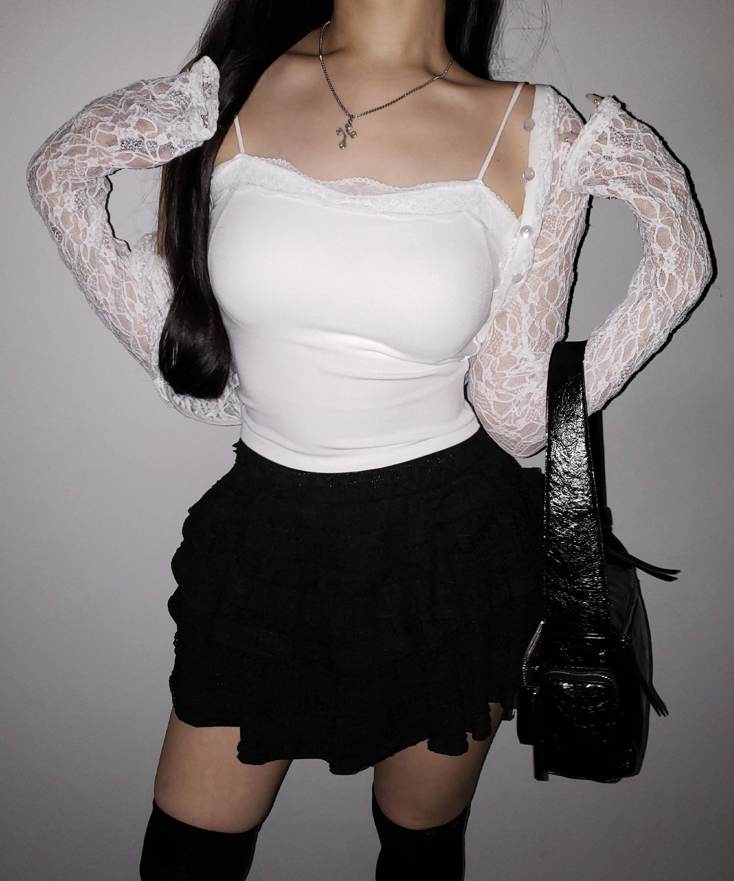 【 3color 】レース切替スクエアクロップドキャミソール / Lace switched square cropped camisole