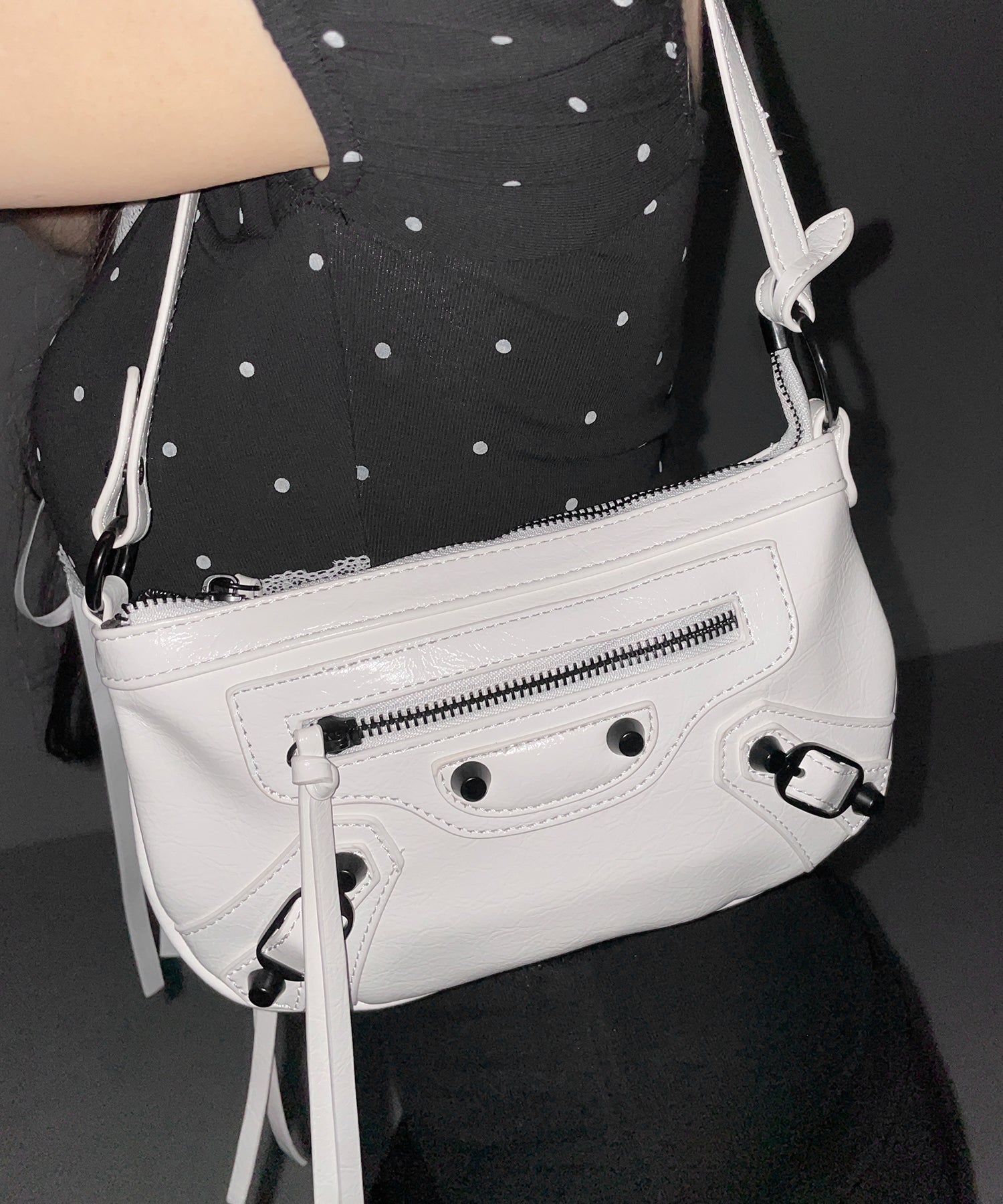 【 ショルダーストラップ付き2WAY 】ヴィンテージライクグランジミニハンドバッグ/ vintage like grunge mini hand bag