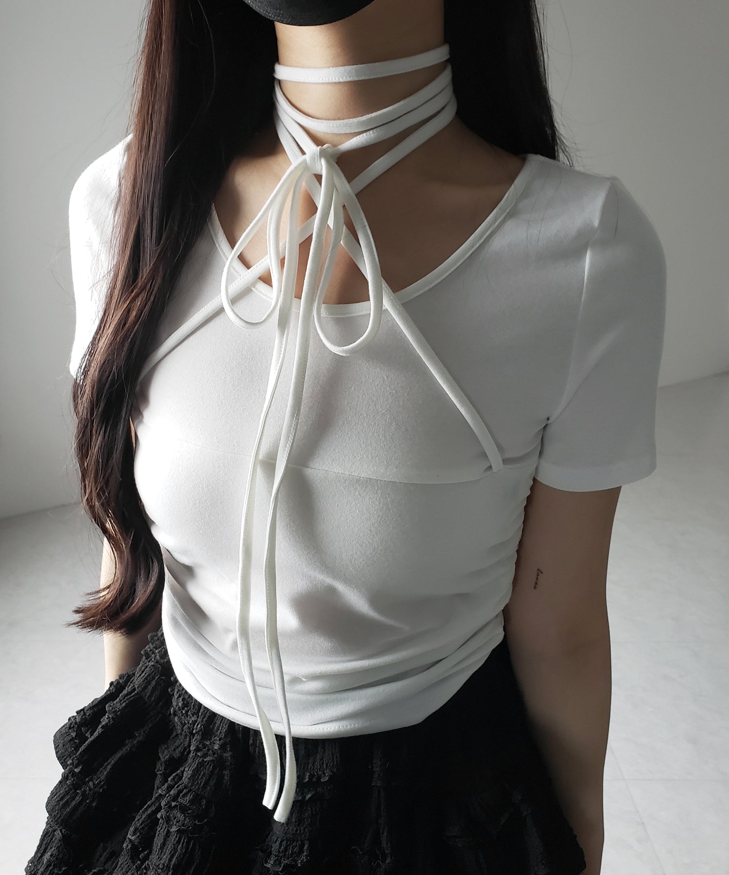 クロスストラップロングチョーカー半袖リボントップス / cross strap long choker short sleeve ribbon tops