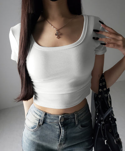 スクエアネックショートスリム半袖Tシャツ / square neck short slim sleeve T-shirt