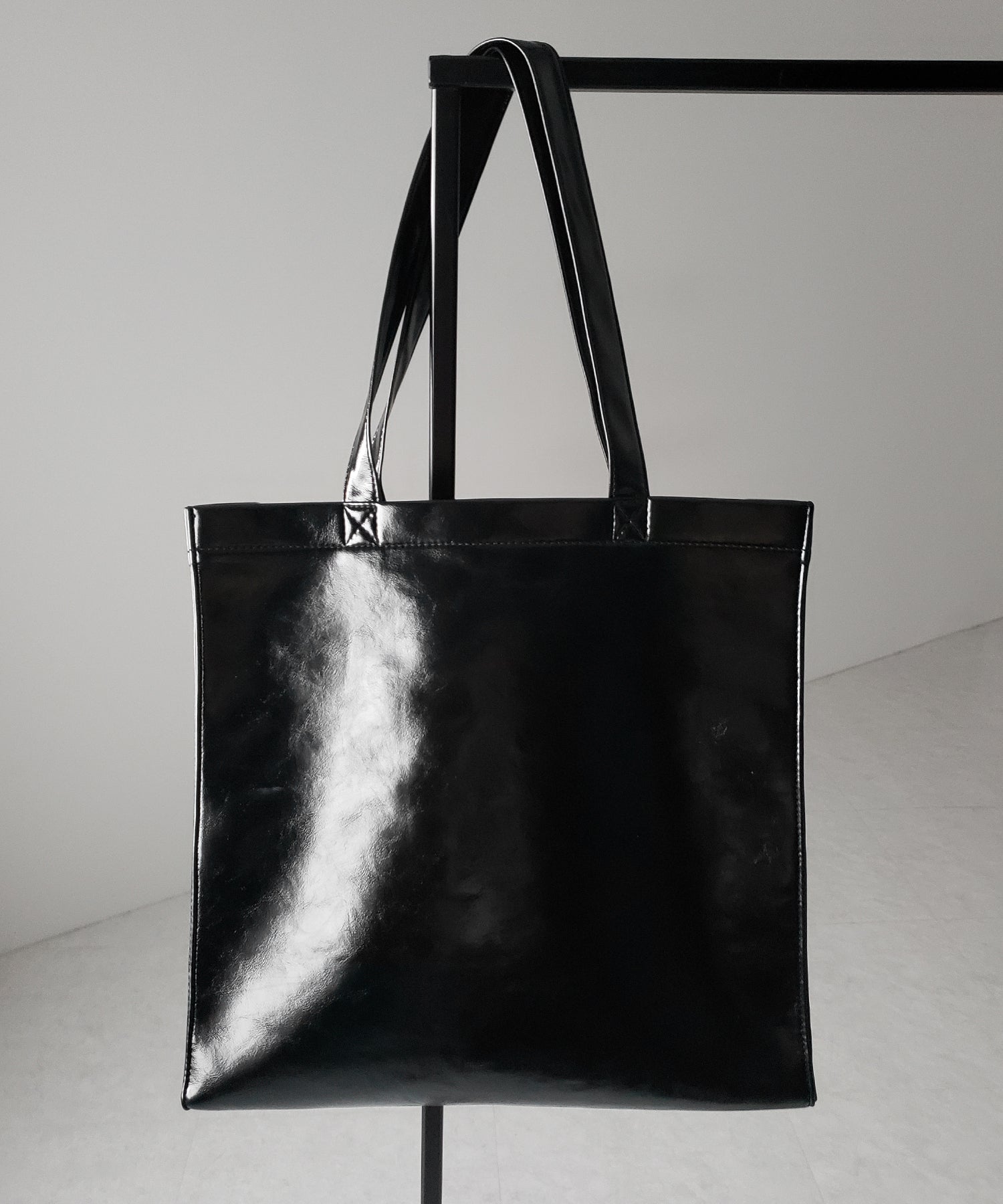 【 2color / 大容量 】フェイクレザービッグスクエアトートバッグ / fake leather big square tote bag