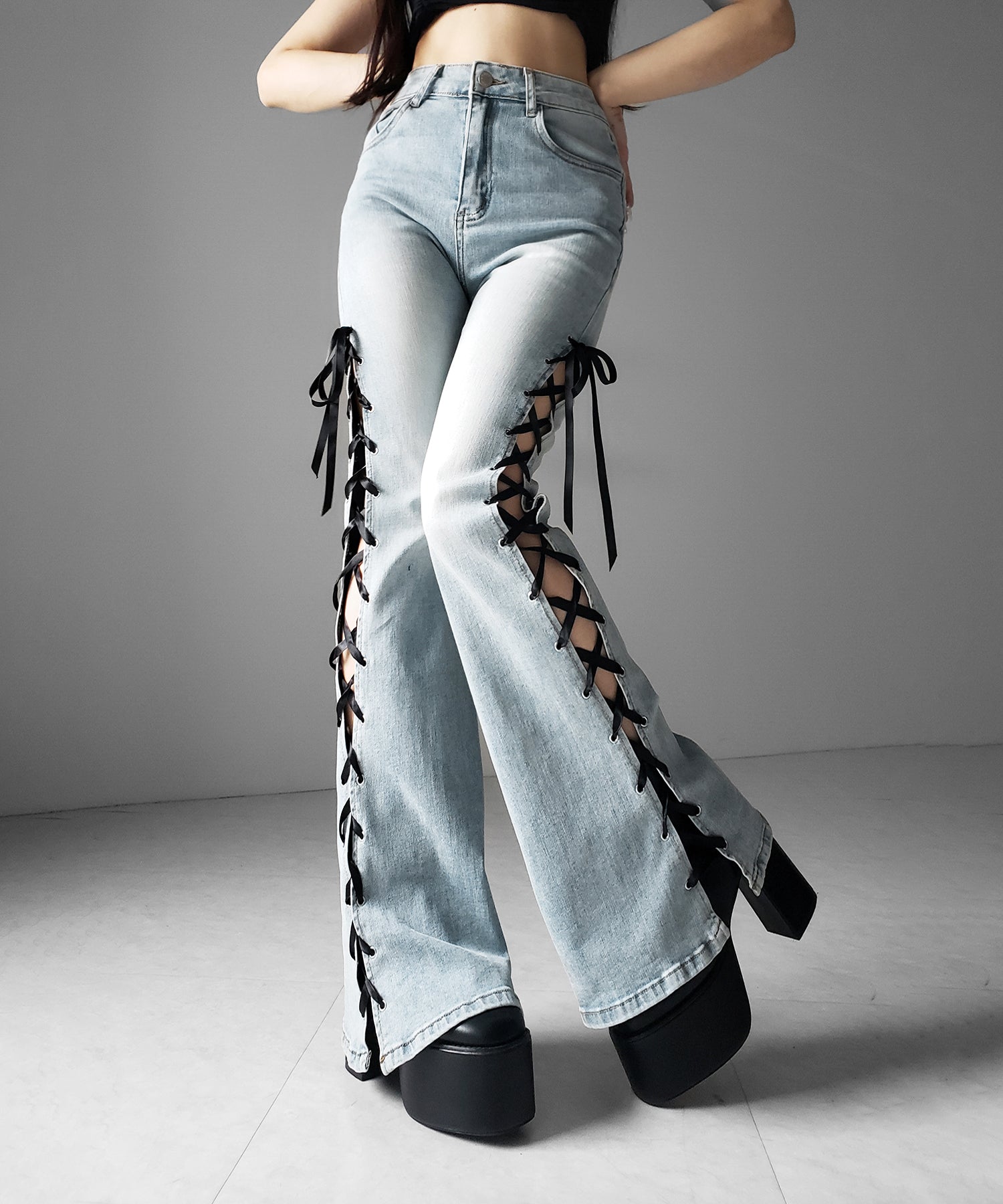 サテンリボンレースアップカットアウトストレッチフレアデニム / satin ribbon laceup cutout stretch flare denim