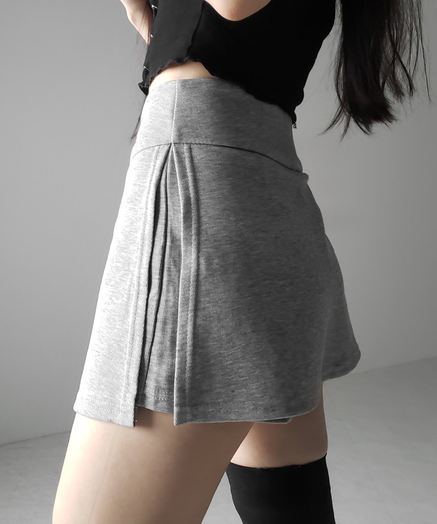 【 2color / 3size 】サイドスリットレイヤードスウェットミニスカパン / side slit layered sweat mini skirt pants