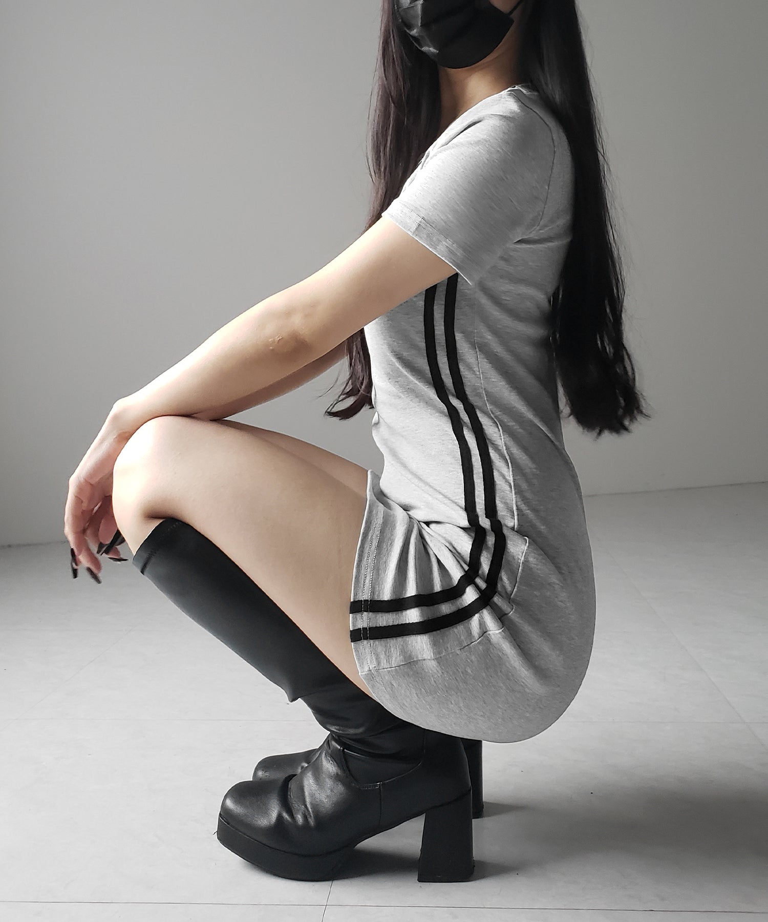 半袖サイドラインタイトミニワンピース / short sleeve side line tight mini onepiece