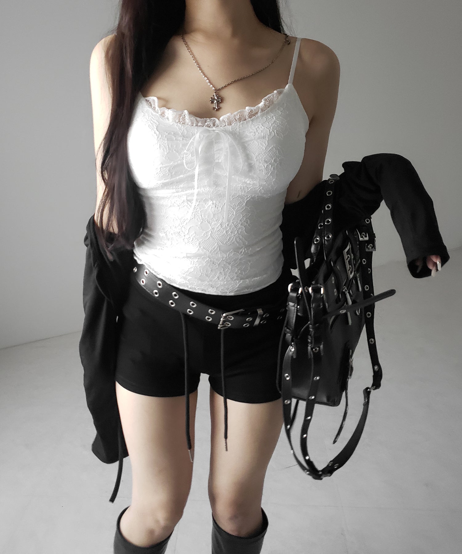 【 2color 】フロントリボンレースレイヤードキャミソール / front ribbon lace layered camisole