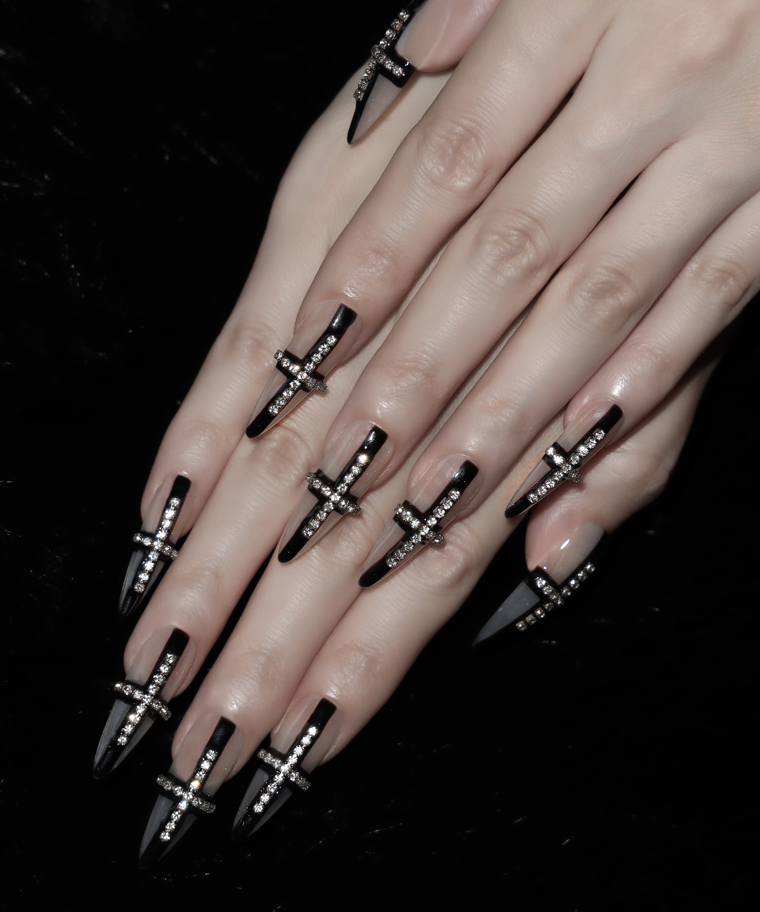 シルバーストーンクロスラインブラックシアースティレットネイルチップ/silverstone cross line black sheer stiletto nail tips