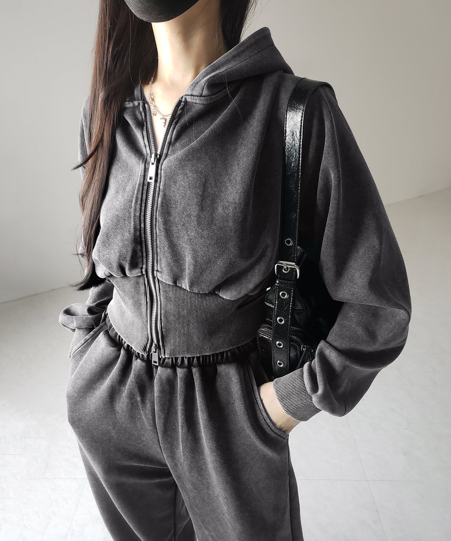 【 セットアップ 】ピグメントヴィンテージショートパーカー + ワイドパンツ SET / pigment vintage short hoodie + wide pants SET