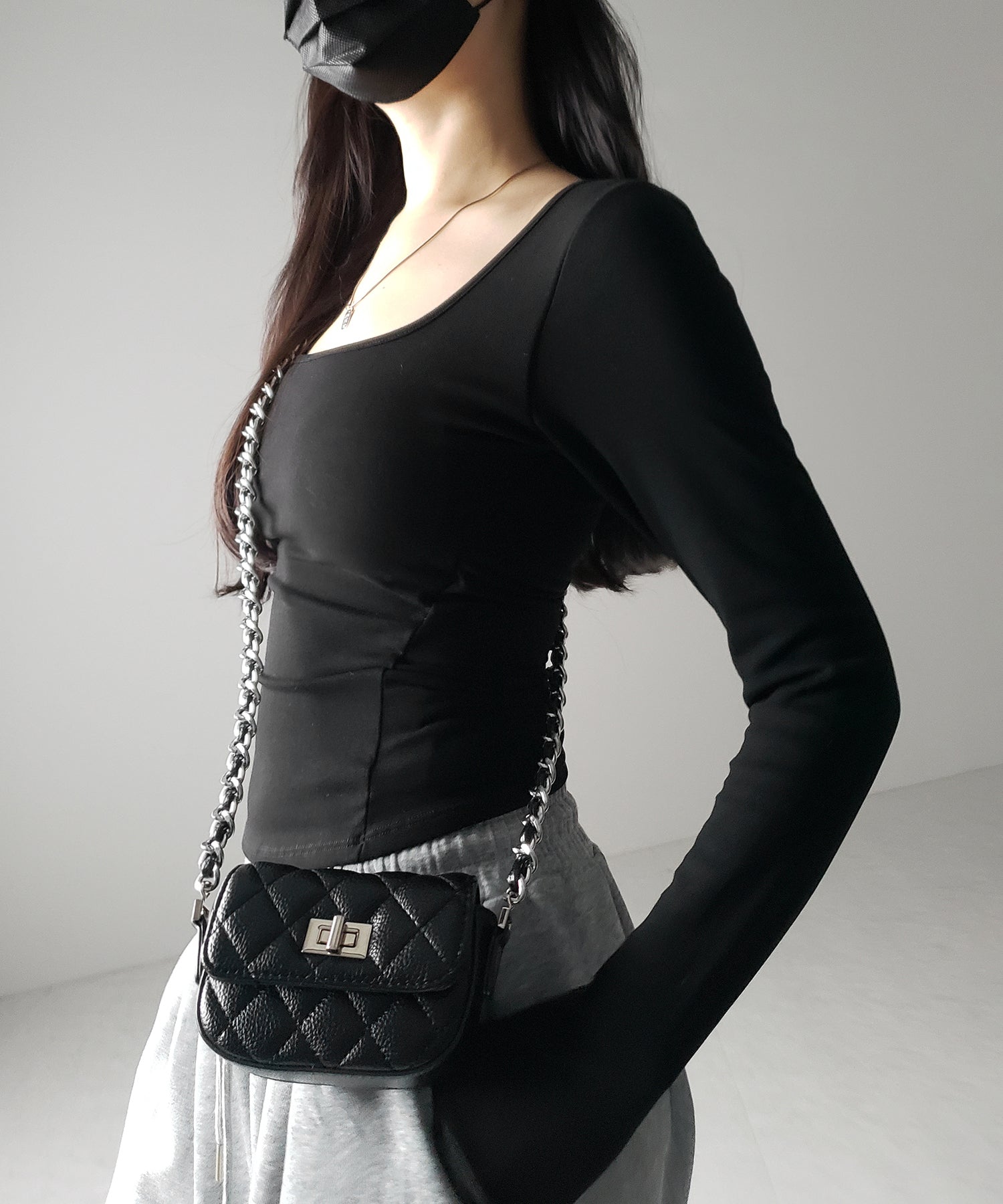 【 裏起毛 / カップ付き 】スクエアネックスリムカットソートップス