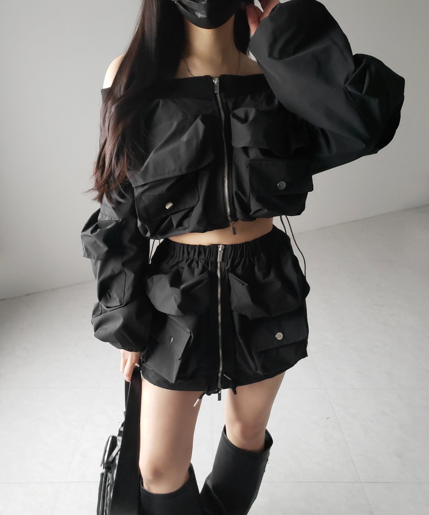 【 セットアップ 】アウトポケットオフショルカーゴブルゾン & ダブルジップカーゴミニスカート SET / out pocket off shoulder cargo blouson & double zip cargo mini skirt SET