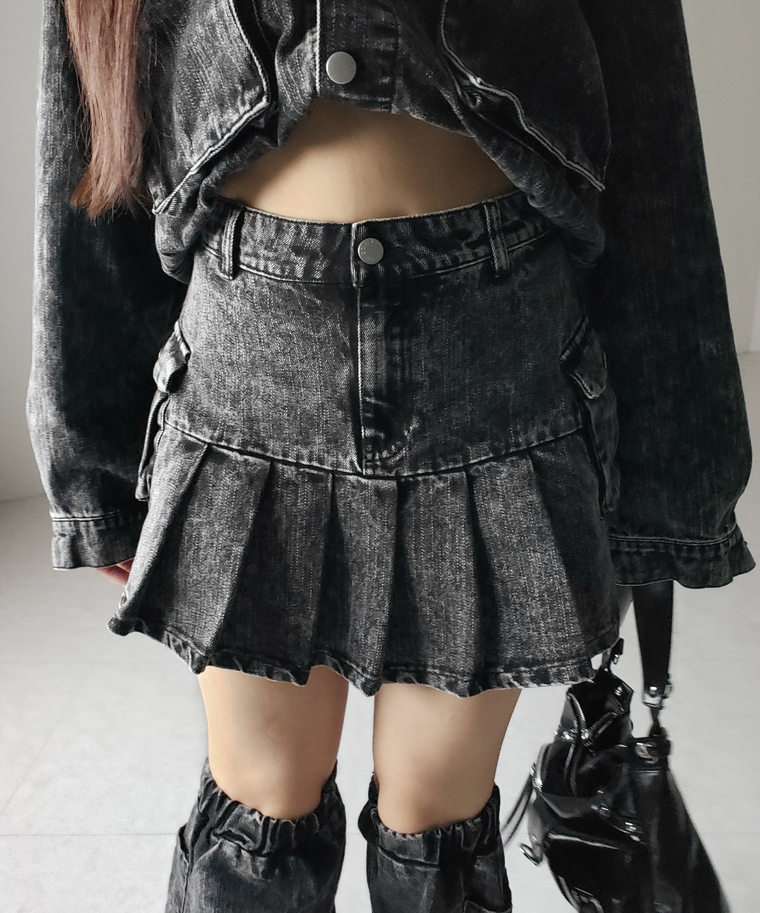 【 セットアップ着用可能 】ヴィンテージケミカルブリーチプリーツデニムミニスカート / vintage bleached pleated denim mini skirt