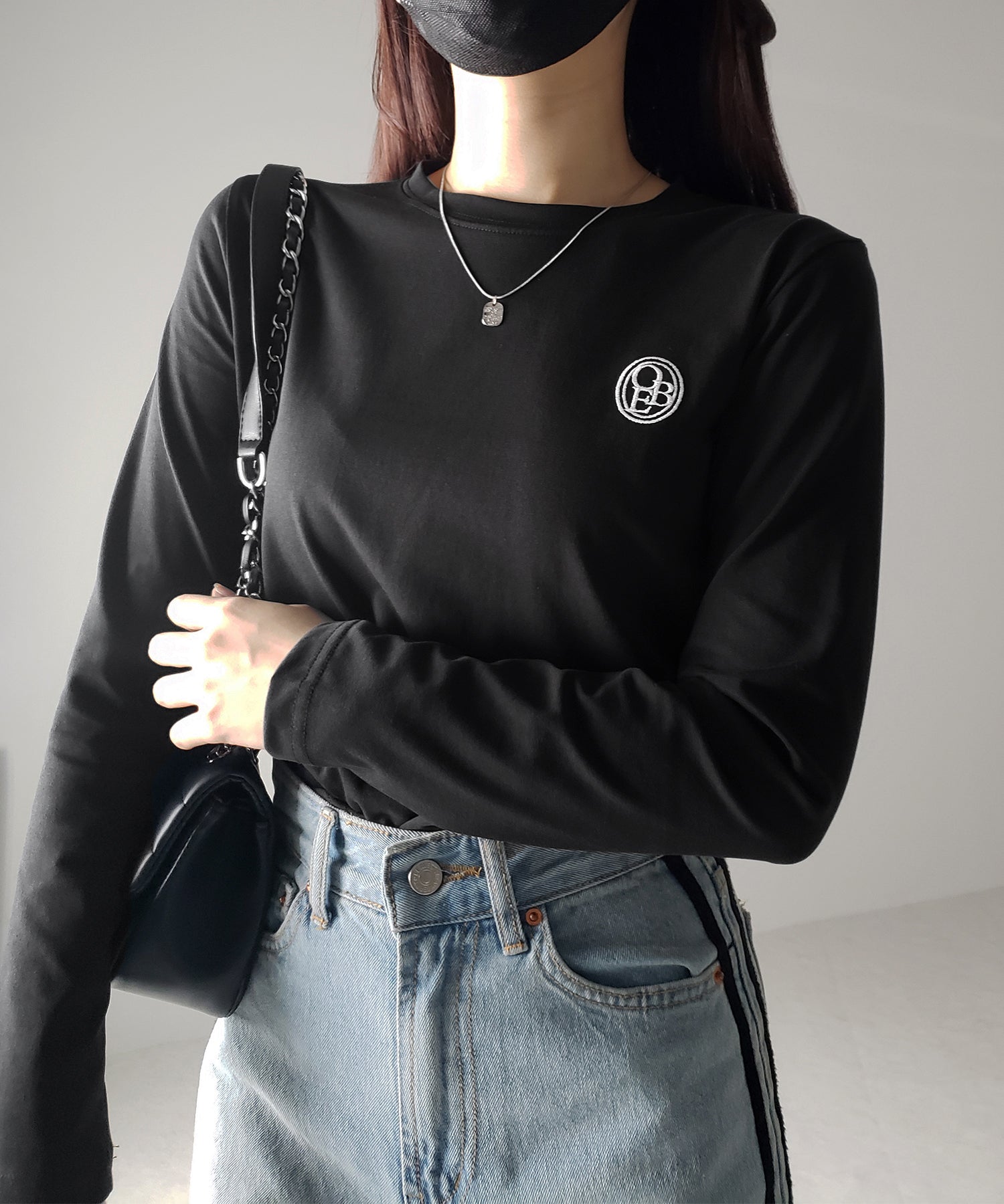 OBE刺繍 ミニロゴ長袖Tシャツ【 韓国製 】