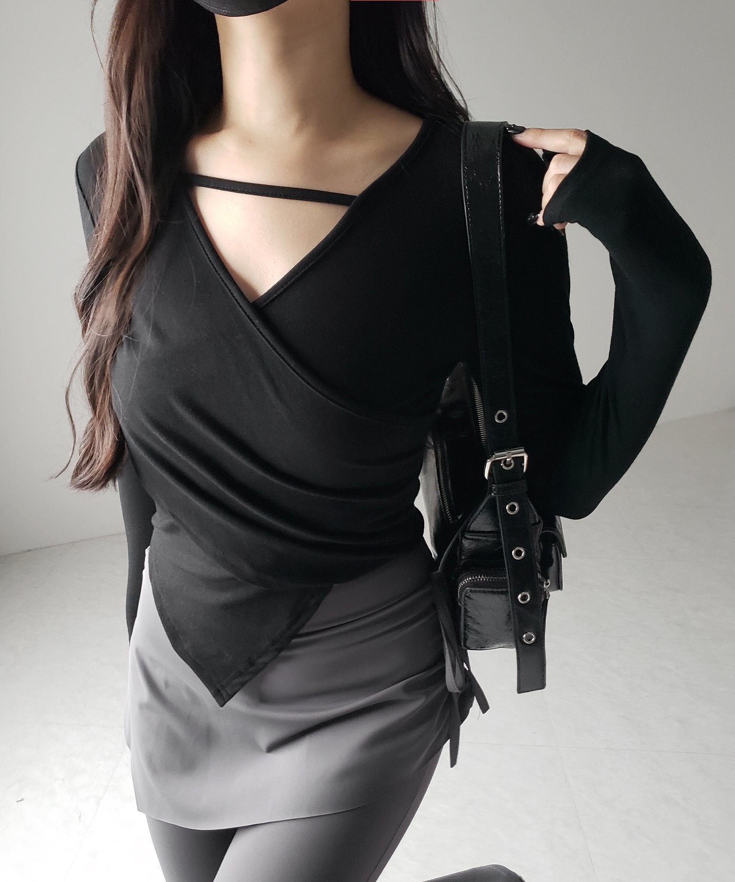 【 3color 】ラインストラップギャザークロスレイヤードトップス / line strap gather cross layered Tops