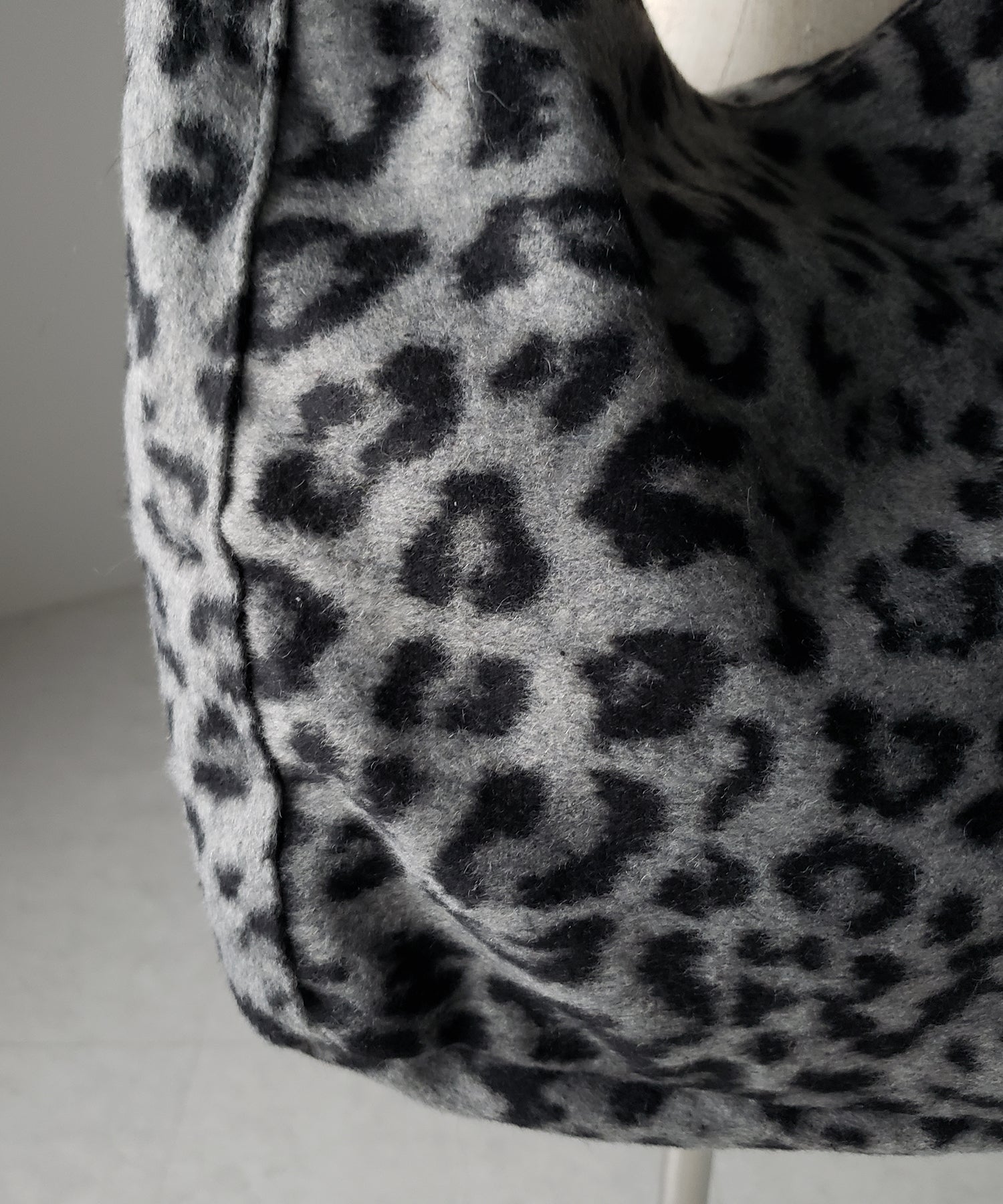 【 2color 】レオパードワンハンドルショルダートートバッグ / leopard onehandle shoulder tote bag