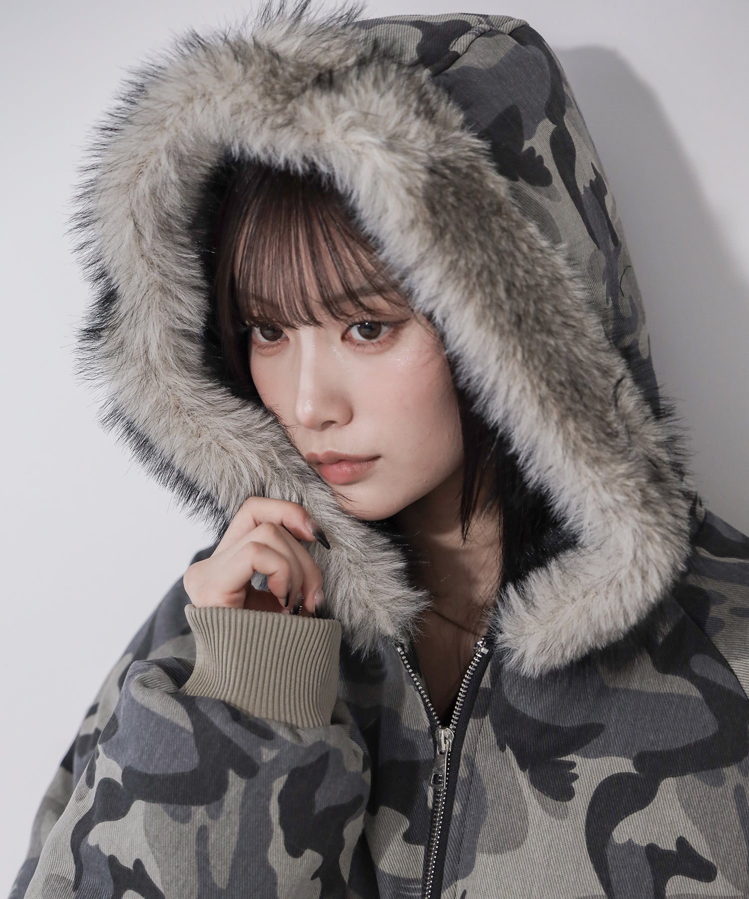 カモフラフェイクファーフーディ中綿ジャケット / camouflage fake fur hoodie down jacket